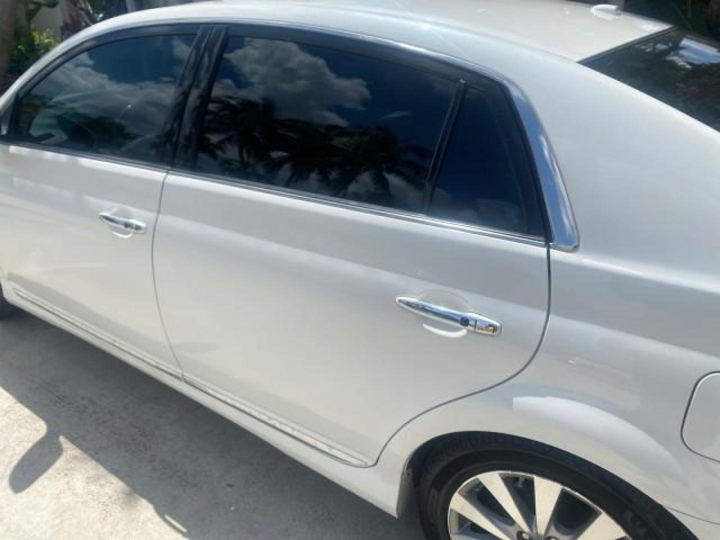 2011 Blizzard Pearl /Ivory Toyota Avalon Sunroof Limited low miles 69,373 1 FL (4T1BK3DB8BU) with an 3.5L DOHC EFI 24-Valve V6 Engine engine, Automatic transmission, located at 4701 North Dixie Hwy, Pompano Beach, FL, 33064, (954) 422-2889, 26.240938, -80.123474 - OUR WEBPAGE FLORIDACARS1.COM HAS OVER 100 PHOTOS AND FREE CARFAX LINK 2011 TOYOTA AVALON LIMITED $ 36,435 NEW VIN: 4T1BK3DB8BU428356 4 T 1 B K 3 D B 8 B U 4 2 8 3 5 6 SEDAN 4 DR 3.5L V6 F DOHC 24V 29 mpg GASOLINE FRONT WHEEL DRIVE Top Features A/C Seat(s) Navigation System Alloy Wheels Power Hatch/D - Photo#64