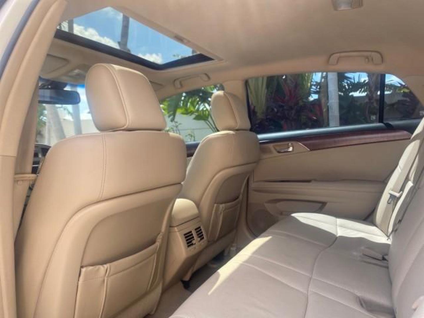 2011 Blizzard Pearl /Ivory Toyota Avalon Sunroof Limited low miles 69,373 1 FL (4T1BK3DB8BU) with an 3.5L DOHC EFI 24-Valve V6 Engine engine, Automatic transmission, located at 4701 North Dixie Hwy, Pompano Beach, FL, 33064, (954) 422-2889, 26.240938, -80.123474 - OUR WEBPAGE FLORIDACARS1.COM HAS OVER 100 PHOTOS AND FREE CARFAX LINK 2011 TOYOTA AVALON LIMITED $ 36,435 NEW VIN: 4T1BK3DB8BU428356 4 T 1 B K 3 D B 8 B U 4 2 8 3 5 6 SEDAN 4 DR 3.5L V6 F DOHC 24V 29 mpg GASOLINE FRONT WHEEL DRIVE Top Features A/C Seat(s) Navigation System Alloy Wheels Power Hatch/D - Photo#69