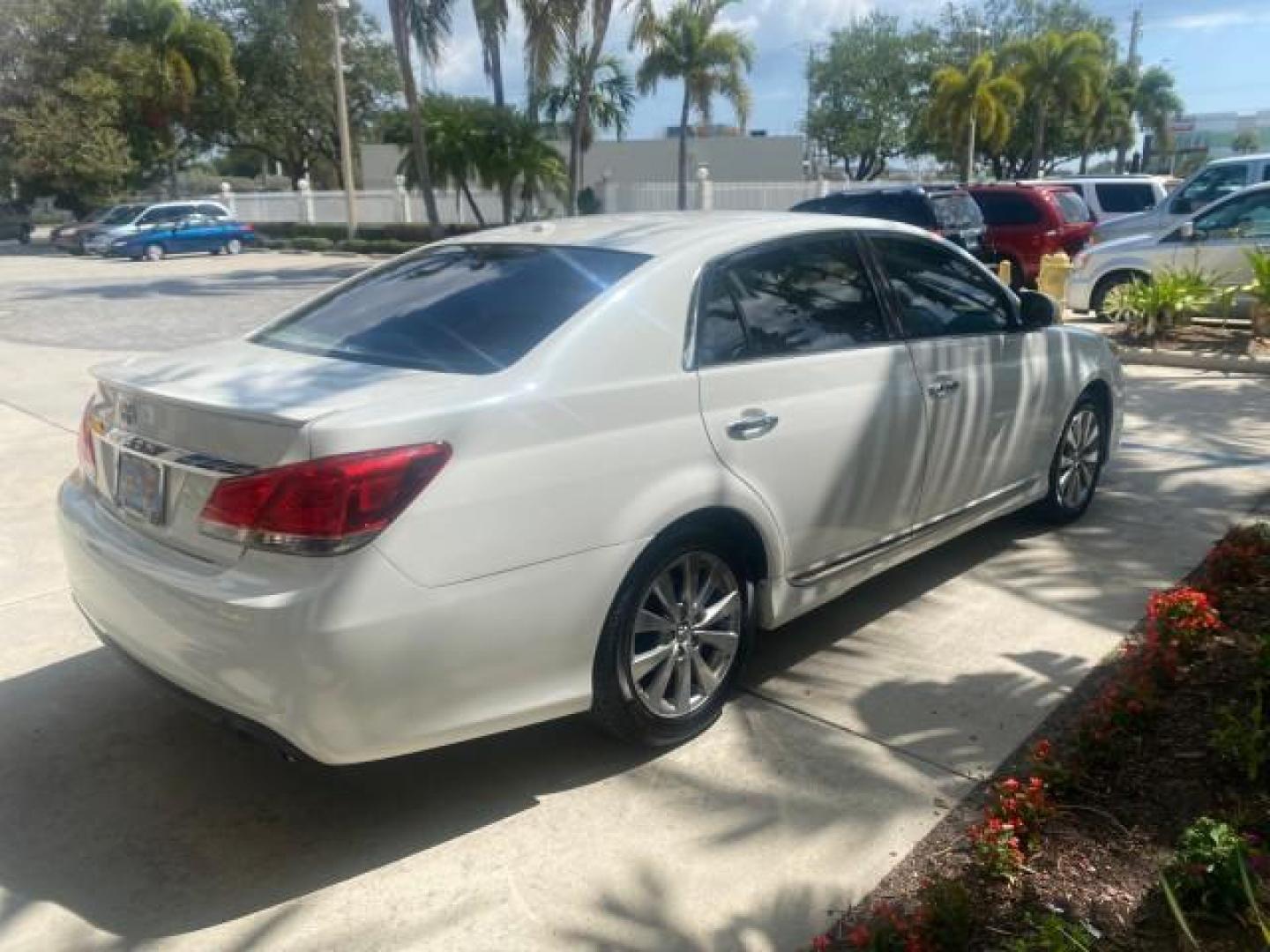2011 Blizzard Pearl /Ivory Toyota Avalon Sunroof Limited low miles 69,373 1 FL (4T1BK3DB8BU) with an 3.5L DOHC EFI 24-Valve V6 Engine engine, Automatic transmission, located at 4701 North Dixie Hwy, Pompano Beach, FL, 33064, (954) 422-2889, 26.240938, -80.123474 - OUR WEBPAGE FLORIDACARS1.COM HAS OVER 100 PHOTOS AND FREE CARFAX LINK 2011 TOYOTA AVALON LIMITED $ 36,435 NEW VIN: 4T1BK3DB8BU428356 4 T 1 B K 3 D B 8 B U 4 2 8 3 5 6 SEDAN 4 DR 3.5L V6 F DOHC 24V 29 mpg GASOLINE FRONT WHEEL DRIVE Top Features A/C Seat(s) Navigation System Alloy Wheels Power Hatch/D - Photo#7