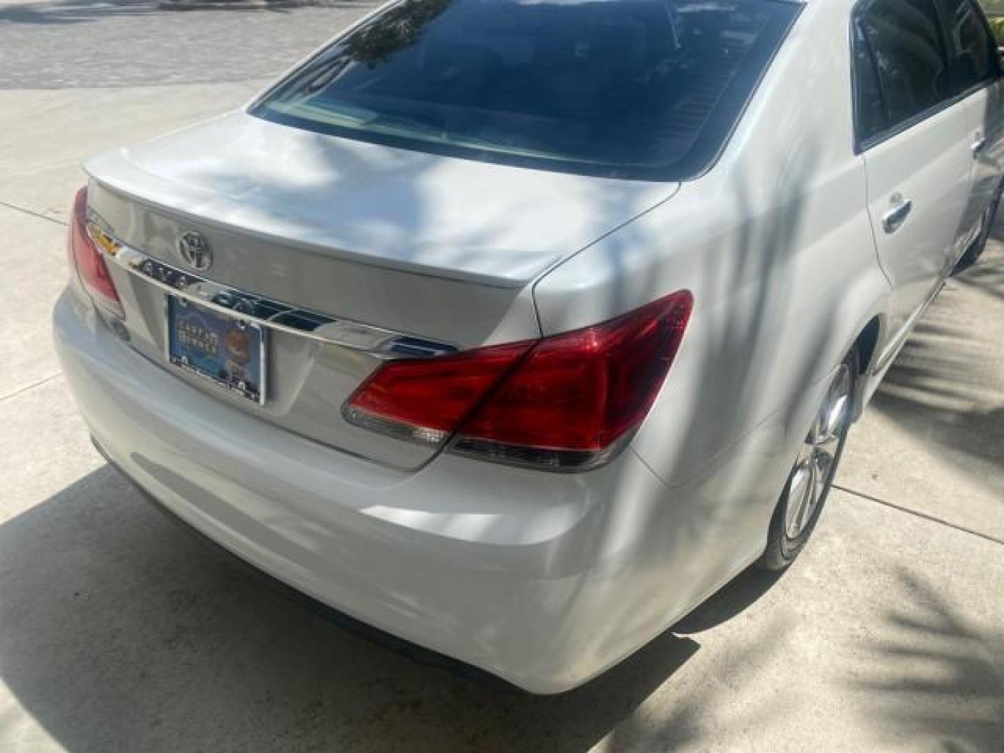2011 Blizzard Pearl /Ivory Toyota Avalon Sunroof Limited low miles 69,373 1 FL (4T1BK3DB8BU) with an 3.5L DOHC EFI 24-Valve V6 Engine engine, Automatic transmission, located at 4701 North Dixie Hwy, Pompano Beach, FL, 33064, (954) 422-2889, 26.240938, -80.123474 - OUR WEBPAGE FLORIDACARS1.COM HAS OVER 100 PHOTOS AND FREE CARFAX LINK 2011 TOYOTA AVALON LIMITED $ 36,435 NEW VIN: 4T1BK3DB8BU428356 4 T 1 B K 3 D B 8 B U 4 2 8 3 5 6 SEDAN 4 DR 3.5L V6 F DOHC 24V 29 mpg GASOLINE FRONT WHEEL DRIVE Top Features A/C Seat(s) Navigation System Alloy Wheels Power Hatch/D - Photo#81
