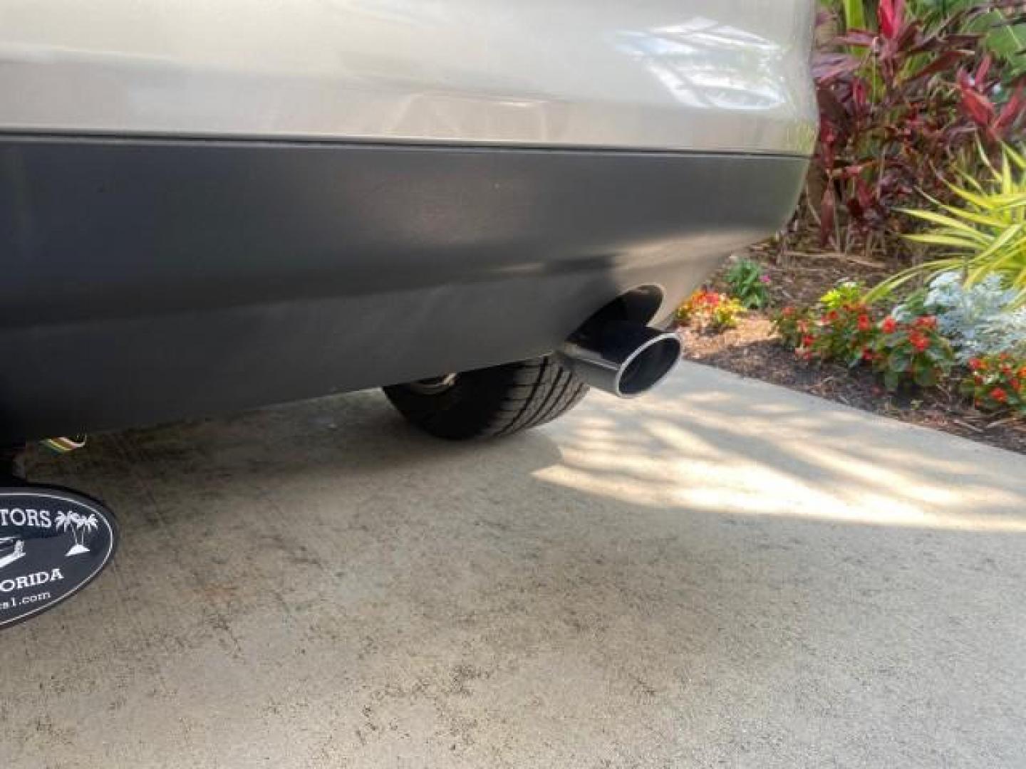 2008 Vapor Silver Metallic /Charcoal Black Ford Edge 1 FL SEL LOW MILES 54,778 (2FMDK38CX8B) with an 3.5L V6 Duratec Engine engine, Automatic transmission, located at 4701 North Dixie Hwy, Pompano Beach, FL, 33064, (954) 422-2889, 26.240938, -80.123474 - OUR WEBPAGE FLORIDACARS1.COM HAS OVER 100 PHOTOS AND FREE CARFAX LINK 2008 FORD EDGE SEL BEAUTIFUL CONDITION! VIN: 2FMDK38CX8BA38384 2 F M D K 3 8 C X 8 B A 3 8 3 8 4 4 DOOR WAGON/SPORT UTILITY 3.5L V6 F GASOLINE FRONT WHEEL DRIVE Top Features Alloy Wheels Premium Package Bluetooth Technology Satell - Photo#71