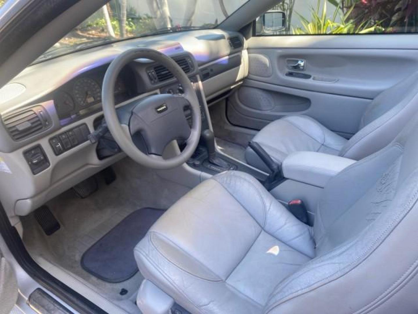 2004 Silver Metallic /Silver Volvo C70 LOW MILES 38,659 LT TURBO (YV1NC63D94J) with an 2.4L DOHC All-Alloy Turbocharged I5 Engine engine, Automatic transmission, located at 4701 North Dixie Hwy, Pompano Beach, FL, 33064, (954) 422-2889, 26.240938, -80.123474 - OUR WEBPAGE FLORIDACARS1.COM HAS OVER 100 PHOTOS AND FREE CARFAX LINK 2004 VOLVO C70 LPT VIN: YV1NC63D94J047469 Y V 1 N C 6 3 D 9 4 J 0 4 7 4 6 9 CONVERTIBLE 2.4L I5 F LT TURBO 27 MPG GASOLINE FRONT WHEEL DRIVE Top Features Front Seat Heaters Leather Seats Memory Seat(s) Turbo Charged Engine Basic F - Photo#32