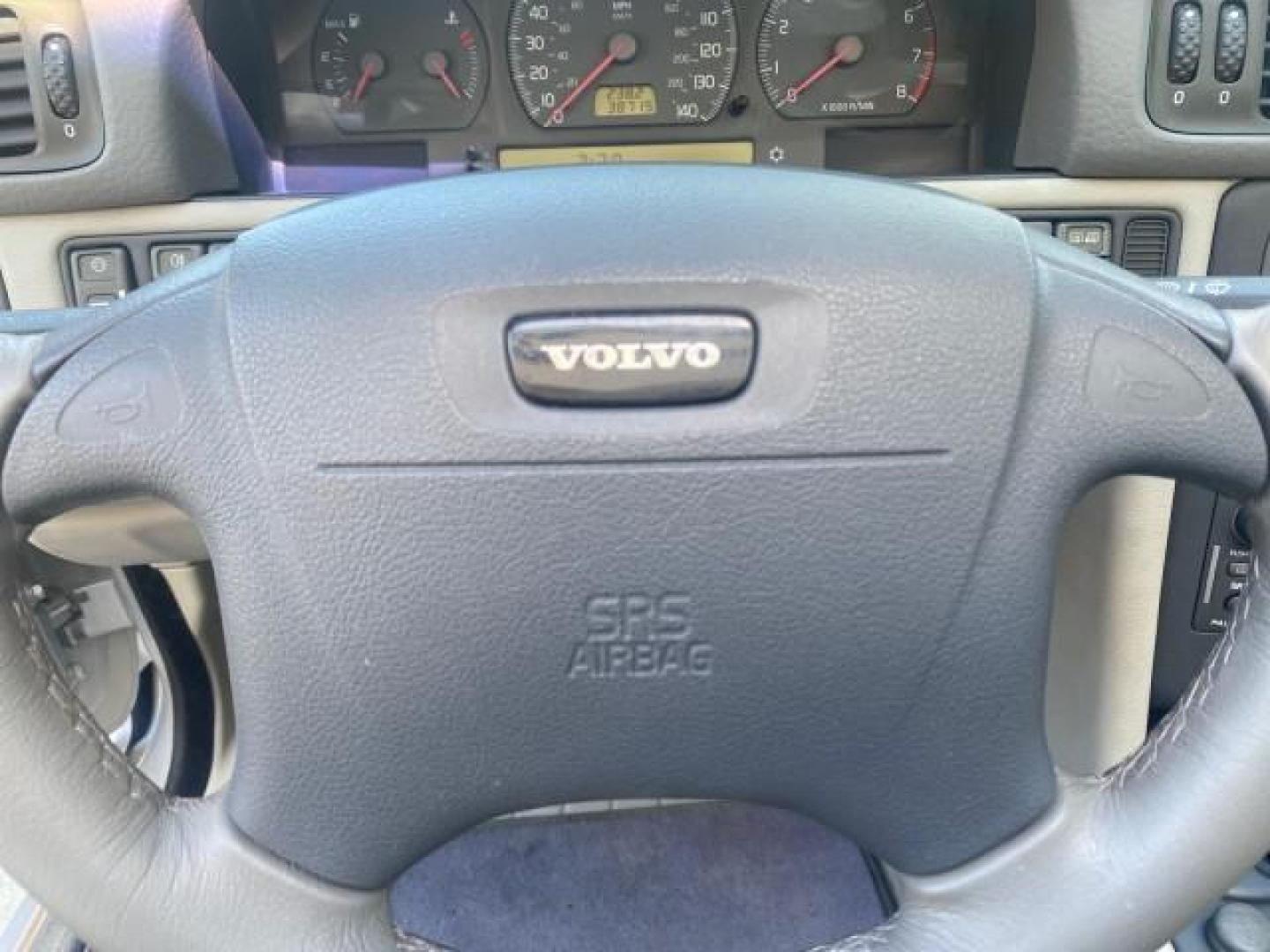 2004 Silver Metallic /Silver Volvo C70 LOW MILES 38,659 LT TURBO (YV1NC63D94J) with an 2.4L DOHC All-Alloy Turbocharged I5 Engine engine, Automatic transmission, located at 4701 North Dixie Hwy, Pompano Beach, FL, 33064, (954) 422-2889, 26.240938, -80.123474 - OUR WEBPAGE FLORIDACARS1.COM HAS OVER 100 PHOTOS AND FREE CARFAX LINK 2004 VOLVO C70 LPT VIN: YV1NC63D94J047469 Y V 1 N C 6 3 D 9 4 J 0 4 7 4 6 9 CONVERTIBLE 2.4L I5 F LT TURBO 27 MPG GASOLINE FRONT WHEEL DRIVE Top Features Front Seat Heaters Leather Seats Memory Seat(s) Turbo Charged Engine Basic F - Photo#33