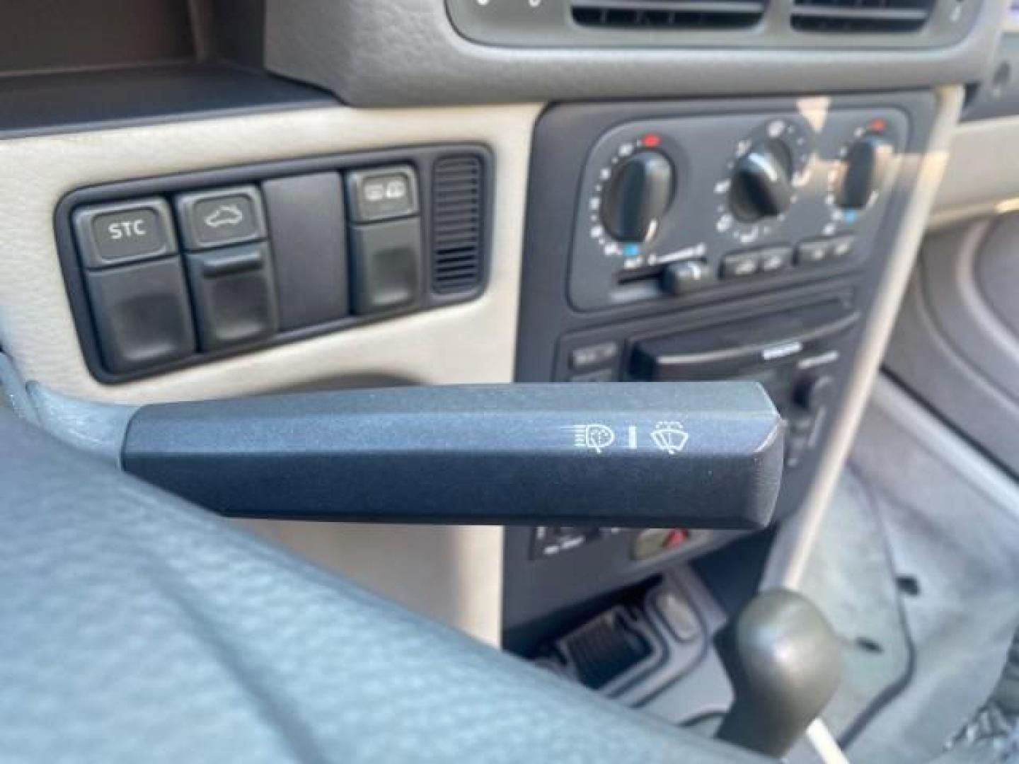 2004 Silver Metallic /Silver Volvo C70 LOW MILES 38,659 LT TURBO (YV1NC63D94J) with an 2.4L DOHC All-Alloy Turbocharged I5 Engine engine, Automatic transmission, located at 4701 North Dixie Hwy, Pompano Beach, FL, 33064, (954) 422-2889, 26.240938, -80.123474 - OUR WEBPAGE FLORIDACARS1.COM HAS OVER 100 PHOTOS AND FREE CARFAX LINK 2004 VOLVO C70 LPT VIN: YV1NC63D94J047469 Y V 1 N C 6 3 D 9 4 J 0 4 7 4 6 9 CONVERTIBLE 2.4L I5 F LT TURBO 27 MPG GASOLINE FRONT WHEEL DRIVE Top Features Front Seat Heaters Leather Seats Memory Seat(s) Turbo Charged Engine Basic F - Photo#36