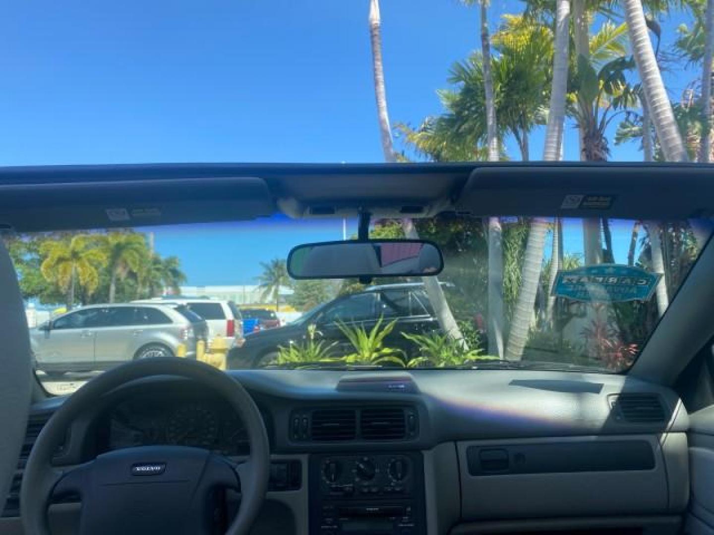 2004 Silver Metallic /Silver Volvo C70 LOW MILES 38,659 LT TURBO (YV1NC63D94J) with an 2.4L DOHC All-Alloy Turbocharged I5 Engine engine, Automatic transmission, located at 4701 North Dixie Hwy, Pompano Beach, FL, 33064, (954) 422-2889, 26.240938, -80.123474 - OUR WEBPAGE FLORIDACARS1.COM HAS OVER 100 PHOTOS AND FREE CARFAX LINK 2004 VOLVO C70 LPT VIN: YV1NC63D94J047469 Y V 1 N C 6 3 D 9 4 J 0 4 7 4 6 9 CONVERTIBLE 2.4L I5 F LT TURBO 27 MPG GASOLINE FRONT WHEEL DRIVE Top Features Front Seat Heaters Leather Seats Memory Seat(s) Turbo Charged Engine Basic F - Photo#60