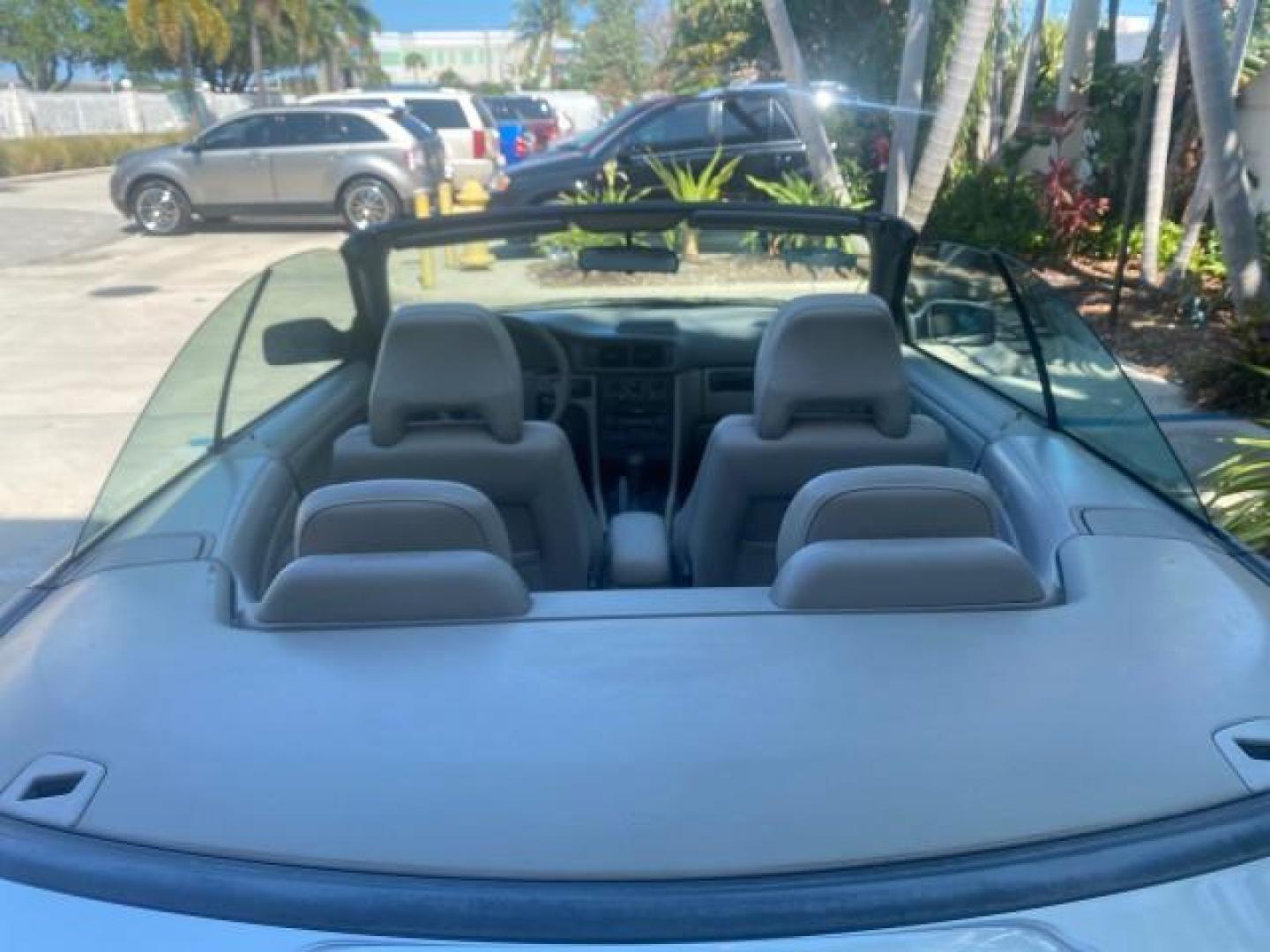 2004 Silver Metallic /Silver Volvo C70 LOW MILES 38,659 LT TURBO (YV1NC63D94J) with an 2.4L DOHC All-Alloy Turbocharged I5 Engine engine, Automatic transmission, located at 4701 North Dixie Hwy, Pompano Beach, FL, 33064, (954) 422-2889, 26.240938, -80.123474 - OUR WEBPAGE FLORIDACARS1.COM HAS OVER 100 PHOTOS AND FREE CARFAX LINK 2004 VOLVO C70 LPT VIN: YV1NC63D94J047469 Y V 1 N C 6 3 D 9 4 J 0 4 7 4 6 9 CONVERTIBLE 2.4L I5 F LT TURBO 27 MPG GASOLINE FRONT WHEEL DRIVE Top Features Front Seat Heaters Leather Seats Memory Seat(s) Turbo Charged Engine Basic F - Photo#71