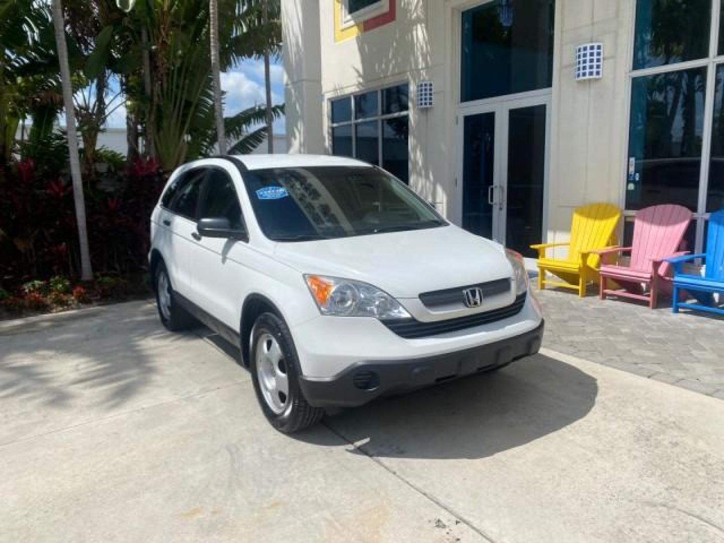 2007 Taffeta White /Gray Honda CR-V LX FL LOW MILES 49,810 (JHLRE38347C) with an 2.4L 4-Cyl Engine engine, Automatic transmission, located at 4701 North Dixie Hwy, Pompano Beach, FL, 33064, (954) 422-2889, 26.240938, -80.123474 - OUR WEBPAGE FLORIDACARS1.COM HAS OVER 100 PHOTOS AND FREE CARFAX LINK 2007 HONDA CR-V LX VIN: JHLRE38347C018084 J H L R E 3 8 3 4 7 C 0 1 8 0 8 4 4 DOOR WAGON/SPORT UTILITY 2.4L I4 F DOHC 16V 30 MPG GASOLINE FRONT WHEEL DRIVE Top Features Cloth Seats Basic Features ABS Brakes Auxiliary Audio Input P - Photo#1