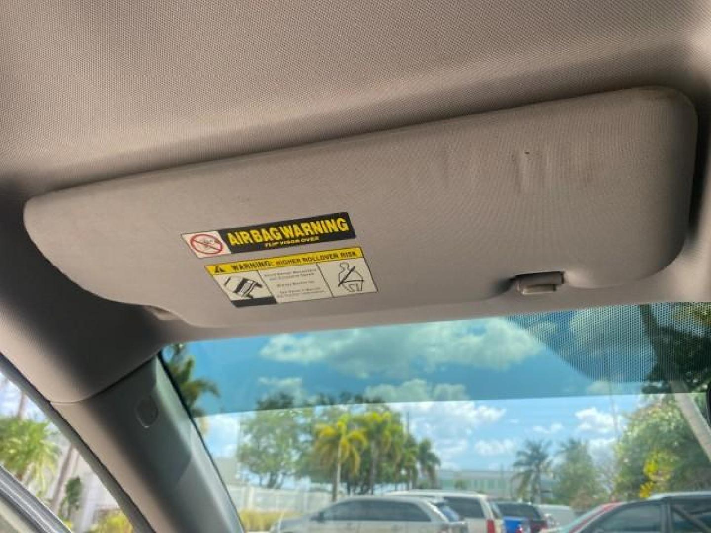 2007 Taffeta White /Gray Honda CR-V LX FL LOW MILES 49,810 (JHLRE38347C) with an 2.4L 4-Cyl Engine engine, Automatic transmission, located at 4701 North Dixie Hwy, Pompano Beach, FL, 33064, (954) 422-2889, 26.240938, -80.123474 - OUR WEBPAGE FLORIDACARS1.COM HAS OVER 100 PHOTOS AND FREE CARFAX LINK 2007 HONDA CR-V LX VIN: JHLRE38347C018084 J H L R E 3 8 3 4 7 C 0 1 8 0 8 4 4 DOOR WAGON/SPORT UTILITY 2.4L I4 F DOHC 16V 30 MPG GASOLINE FRONT WHEEL DRIVE Top Features Cloth Seats Basic Features ABS Brakes Auxiliary Audio Input P - Photo#48