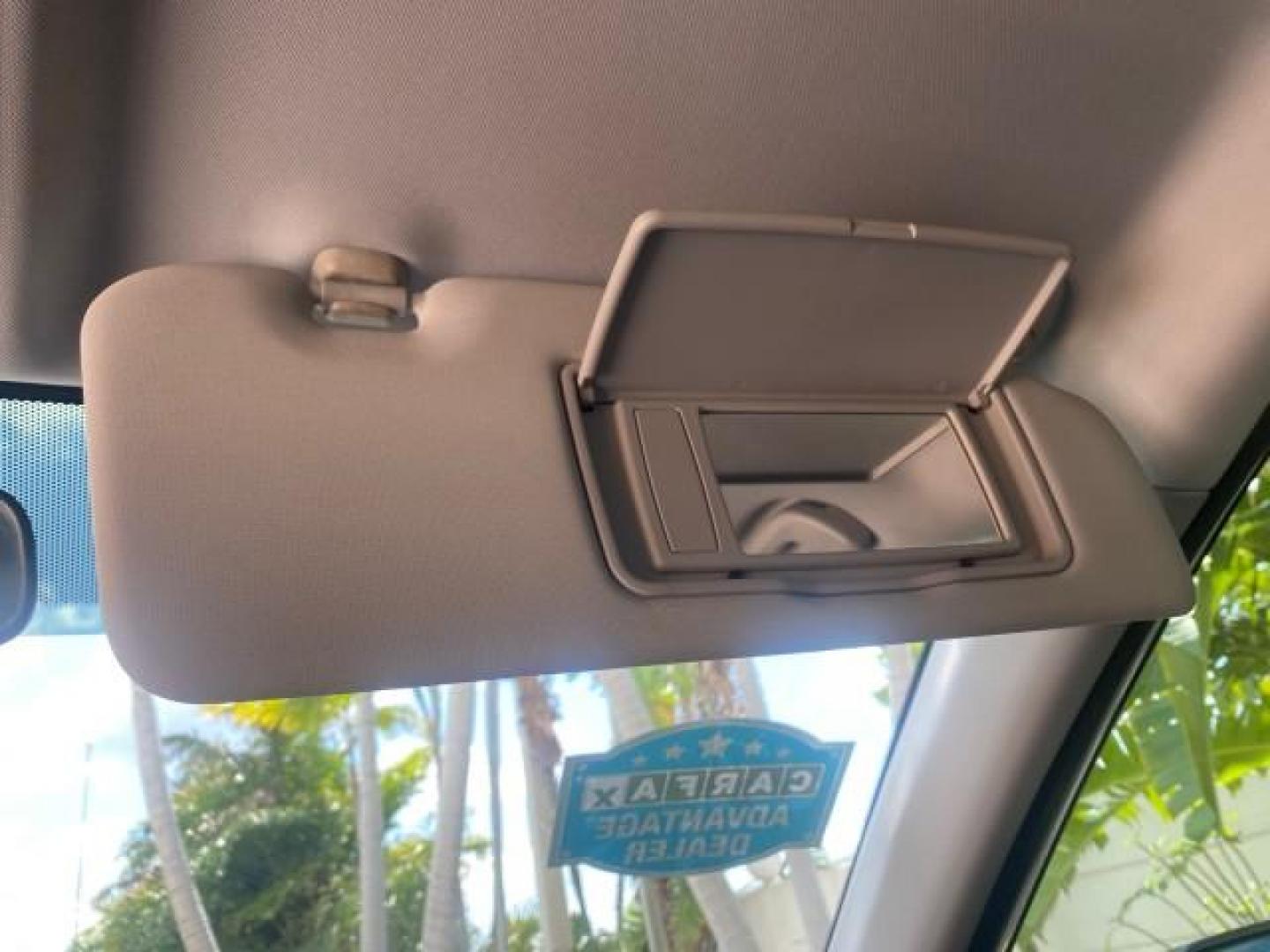 2007 Taffeta White /Gray Honda CR-V LX FL LOW MILES 49,810 (JHLRE38347C) with an 2.4L 4-Cyl Engine engine, Automatic transmission, located at 4701 North Dixie Hwy, Pompano Beach, FL, 33064, (954) 422-2889, 26.240938, -80.123474 - OUR WEBPAGE FLORIDACARS1.COM HAS OVER 100 PHOTOS AND FREE CARFAX LINK 2007 HONDA CR-V LX VIN: JHLRE38347C018084 J H L R E 3 8 3 4 7 C 0 1 8 0 8 4 4 DOOR WAGON/SPORT UTILITY 2.4L I4 F DOHC 16V 30 MPG GASOLINE FRONT WHEEL DRIVE Top Features Cloth Seats Basic Features ABS Brakes Auxiliary Audio Input P - Photo#51