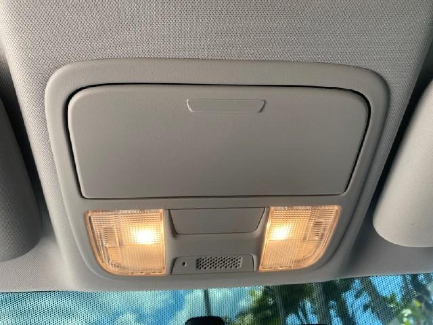 2007 Taffeta White /Gray Honda CR-V LX FL LOW MILES 49,810 (JHLRE38347C) with an 2.4L 4-Cyl Engine engine, Automatic transmission, located at 4701 North Dixie Hwy, Pompano Beach, FL, 33064, (954) 422-2889, 26.240938, -80.123474 - OUR WEBPAGE FLORIDACARS1.COM HAS OVER 100 PHOTOS AND FREE CARFAX LINK 2007 HONDA CR-V LX VIN: JHLRE38347C018084 J H L R E 3 8 3 4 7 C 0 1 8 0 8 4 4 DOOR WAGON/SPORT UTILITY 2.4L I4 F DOHC 16V 30 MPG GASOLINE FRONT WHEEL DRIVE Top Features Cloth Seats Basic Features ABS Brakes Auxiliary Audio Input P - Photo#53