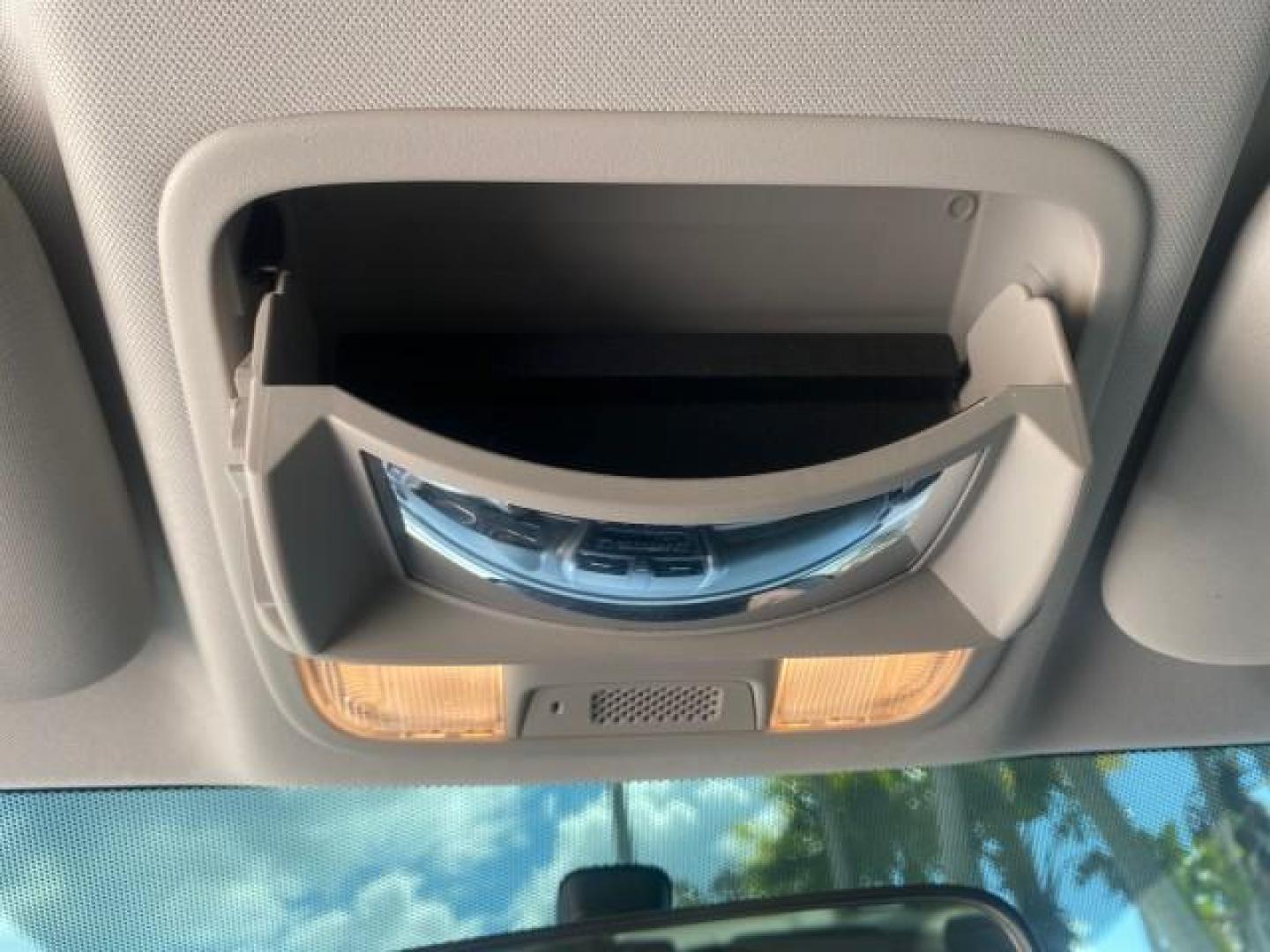 2007 Taffeta White /Gray Honda CR-V LX FL LOW MILES 49,810 (JHLRE38347C) with an 2.4L 4-Cyl Engine engine, Automatic transmission, located at 4701 North Dixie Hwy, Pompano Beach, FL, 33064, (954) 422-2889, 26.240938, -80.123474 - OUR WEBPAGE FLORIDACARS1.COM HAS OVER 100 PHOTOS AND FREE CARFAX LINK 2007 HONDA CR-V LX VIN: JHLRE38347C018084 J H L R E 3 8 3 4 7 C 0 1 8 0 8 4 4 DOOR WAGON/SPORT UTILITY 2.4L I4 F DOHC 16V 30 MPG GASOLINE FRONT WHEEL DRIVE Top Features Cloth Seats Basic Features ABS Brakes Auxiliary Audio Input P - Photo#54