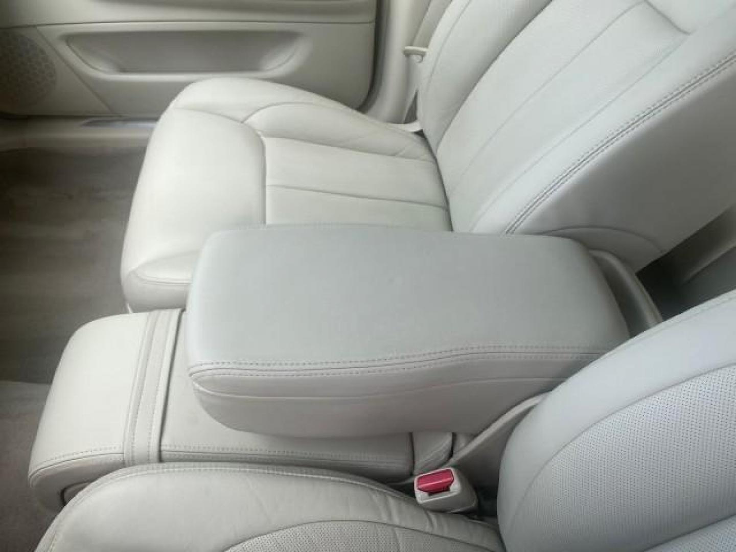 2008 White Diamond Tricoat /Light Linen Cadillac DTS 1 OWNER LOW MILES 30,516 (1G6KD57YX8U) with an Northstar 4.6L DOHC V8 Engine engine, Automatic transmission, located at 4701 North Dixie Hwy, Pompano Beach, FL, 33064, (954) 422-2889, 26.240938, -80.123474 - OUR WEBPAGE FLORIDACARS1.COM HAS OVER 100 PHOTOS AND FREE CARFAX LINK 2008 CADILLAC DTS 1SB VIN: 1G6KD57YX8U144247 1 G 6 K D 5 7 Y X 8 U 1 4 4 2 4 7 SEDAN 4 DR 4.6L V8 F GASOLINE FRONT WHEEL DRIVE Top Features A/C Seat(s) Leather Seats Alloy Wheels Memory Seat(s) BOSE Sound System Parking Sensors Bl - Photo#50