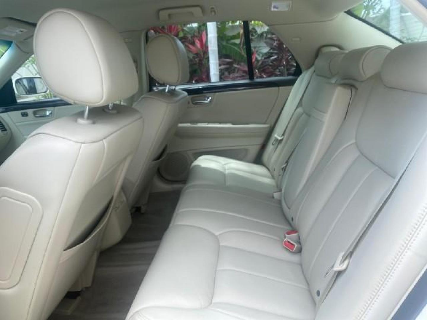 2008 White Diamond Tricoat /Light Linen Cadillac DTS 1 OWNER LOW MILES 30,516 (1G6KD57YX8U) with an Northstar 4.6L DOHC V8 Engine engine, Automatic transmission, located at 4701 North Dixie Hwy, Pompano Beach, FL, 33064, (954) 422-2889, 26.240938, -80.123474 - OUR WEBPAGE FLORIDACARS1.COM HAS OVER 100 PHOTOS AND FREE CARFAX LINK 2008 CADILLAC DTS 1SB VIN: 1G6KD57YX8U144247 1 G 6 K D 5 7 Y X 8 U 1 4 4 2 4 7 SEDAN 4 DR 4.6L V8 F GASOLINE FRONT WHEEL DRIVE Top Features A/C Seat(s) Leather Seats Alloy Wheels Memory Seat(s) BOSE Sound System Parking Sensors Bl - Photo#58