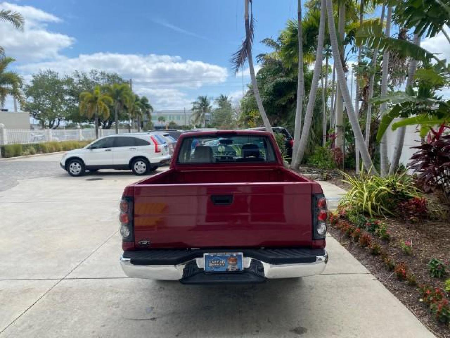 1998 Cheyenne Red (Met) /Gray Nissan Frontier 2WD XE XCAB 5 SPD LOW MILES 69,333 (1N6DD26S8WC) with an 2.4L DOHC SFI 16-Valve 4-Cyl Engine engine, Manual transmission, located at 4701 North Dixie Hwy, Pompano Beach, FL, 33064, (954) 422-2889, 26.240938, -80.123474 - OUR WEBPAGE FLORIDACARS1.COM HAS OVER 100 PHOTOS AND FREE CARFAX LINK 1998 NISSAN FRONTIER XE VIN: 1N6DD26S8WC390232 1 N 6 D D 2 6 S 8 W C 3 9 0 2 3 2 CLUB CAB PICKUP 2.4L I4 F GASOLINE REAR WHEEL DRIVE Top Features Alloy Wheels Cloth Seats Basic Features ABS Brakes AM/FM Stereo Air Conditioning Man - Photo#6