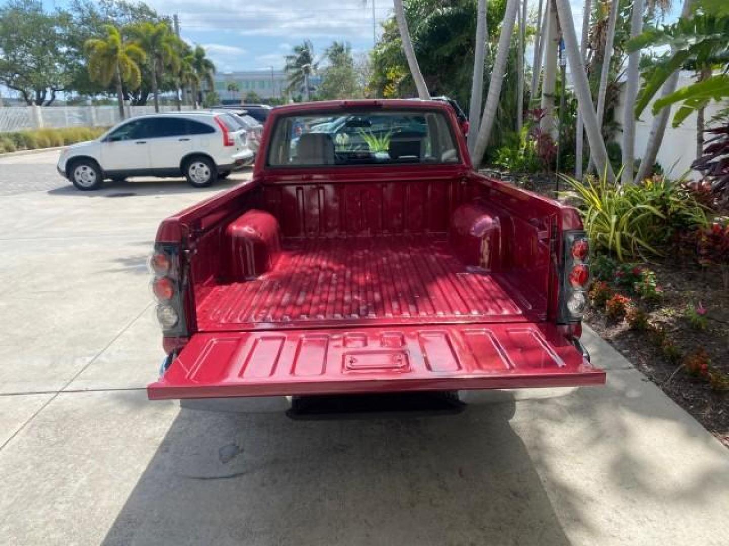 1998 Cheyenne Red (Met) /Gray Nissan Frontier 2WD XE XCAB 5 SPD LOW MILES 69,333 (1N6DD26S8WC) with an 2.4L DOHC SFI 16-Valve 4-Cyl Engine engine, Manual transmission, located at 4701 North Dixie Hwy, Pompano Beach, FL, 33064, (954) 422-2889, 26.240938, -80.123474 - OUR WEBPAGE FLORIDACARS1.COM HAS OVER 100 PHOTOS AND FREE CARFAX LINK 1998 NISSAN FRONTIER XE VIN: 1N6DD26S8WC390232 1 N 6 D D 2 6 S 8 W C 3 9 0 2 3 2 CLUB CAB PICKUP 2.4L I4 F GASOLINE REAR WHEEL DRIVE Top Features Alloy Wheels Cloth Seats Basic Features ABS Brakes AM/FM Stereo Air Conditioning Man - Photo#69