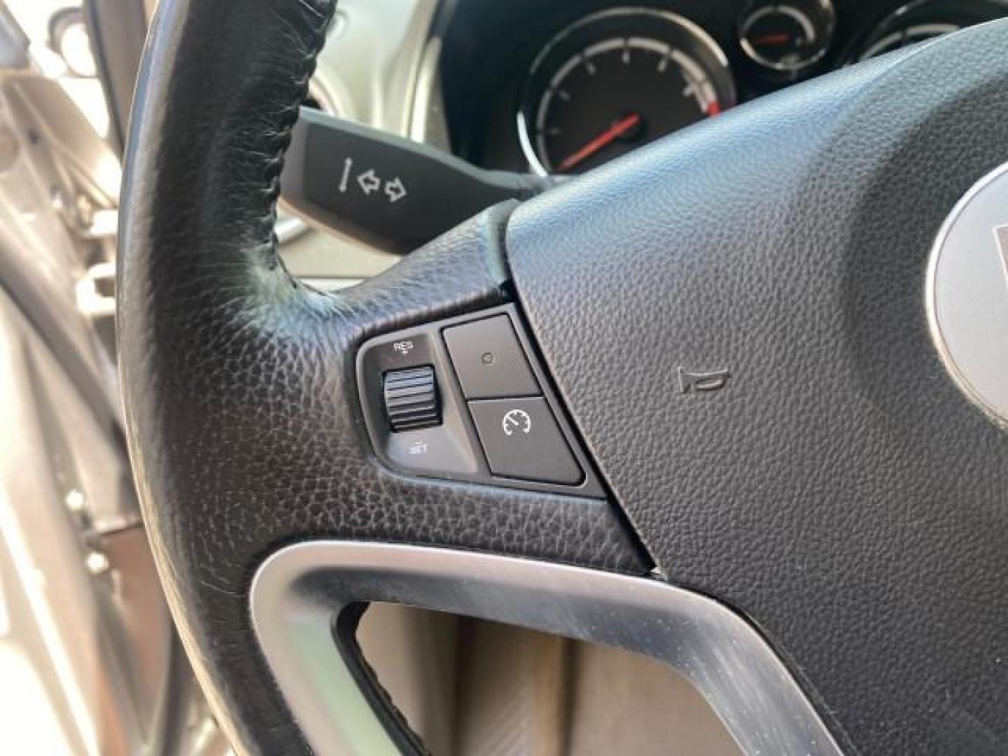 2008 Silver Pearl /Gray Saturn VUE XR FL LOW MILES 24,084 (3GSCL53718S) with an 3.6L V6 SFI Engine engine, Automatic transmission, located at 4701 North Dixie Hwy, Pompano Beach, FL, 33064, (954) 422-2889, 26.240938, -80.123474 - OUR WEBPAGE FLORIDACARS1.COM HAS OVER 100 PHOTOS AND FREE CARFAX LINK 2008 SATURN VUE XR VIN: 3GSCL53718S634338 3 G S C L 5 3 7 1 8 S 6 3 4 3 3 8 4 DOOR WAGON/SPORT UTILITY 3.6L V6 F GASOLINE FRONT WHEEL DRIVE Top Features Alloy Wheels Cloth Seats Preferred Package Satellite Radio Ready Basic Featur - Photo#37