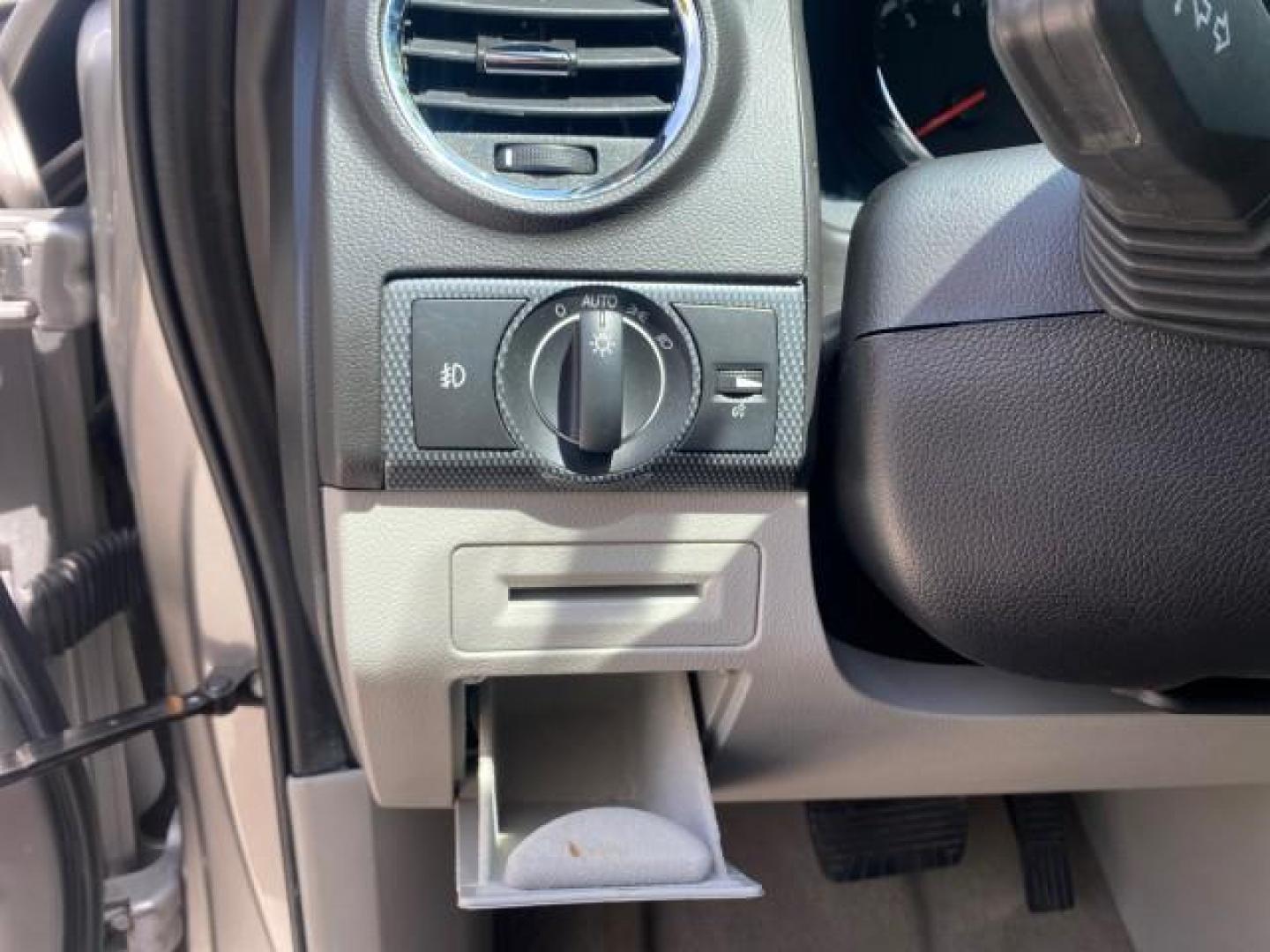 2008 Silver Pearl /Gray Saturn VUE XR FL LOW MILES 24,084 (3GSCL53718S) with an 3.6L V6 SFI Engine engine, Automatic transmission, located at 4701 North Dixie Hwy, Pompano Beach, FL, 33064, (954) 422-2889, 26.240938, -80.123474 - OUR WEBPAGE FLORIDACARS1.COM HAS OVER 100 PHOTOS AND FREE CARFAX LINK 2008 SATURN VUE XR VIN: 3GSCL53718S634338 3 G S C L 5 3 7 1 8 S 6 3 4 3 3 8 4 DOOR WAGON/SPORT UTILITY 3.6L V6 F GASOLINE FRONT WHEEL DRIVE Top Features Alloy Wheels Cloth Seats Preferred Package Satellite Radio Ready Basic Featur - Photo#42
