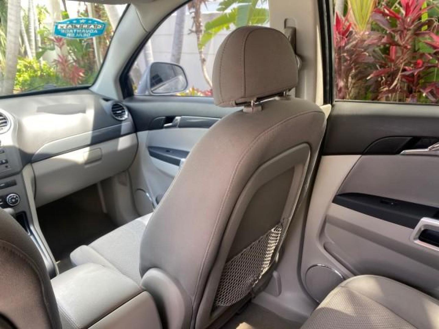 2008 Silver Pearl /Gray Saturn VUE XR FL LOW MILES 24,084 (3GSCL53718S) with an 3.6L V6 SFI Engine engine, Automatic transmission, located at 4701 North Dixie Hwy, Pompano Beach, FL, 33064, (954) 422-2889, 26.240938, -80.123474 - OUR WEBPAGE FLORIDACARS1.COM HAS OVER 100 PHOTOS AND FREE CARFAX LINK 2008 SATURN VUE XR VIN: 3GSCL53718S634338 3 G S C L 5 3 7 1 8 S 6 3 4 3 3 8 4 DOOR WAGON/SPORT UTILITY 3.6L V6 F GASOLINE FRONT WHEEL DRIVE Top Features Alloy Wheels Cloth Seats Preferred Package Satellite Radio Ready Basic Featur - Photo#68