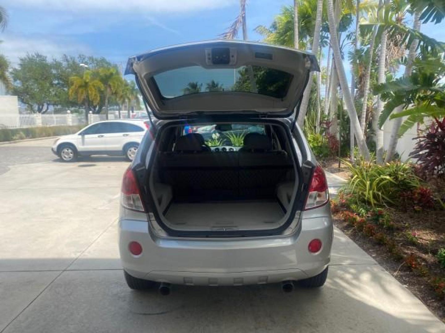 2008 Silver Pearl /Gray Saturn VUE XR FL LOW MILES 24,084 (3GSCL53718S) with an 3.6L V6 SFI Engine engine, Automatic transmission, located at 4701 North Dixie Hwy, Pompano Beach, FL, 33064, (954) 422-2889, 26.240938, -80.123474 - OUR WEBPAGE FLORIDACARS1.COM HAS OVER 100 PHOTOS AND FREE CARFAX LINK 2008 SATURN VUE XR VIN: 3GSCL53718S634338 3 G S C L 5 3 7 1 8 S 6 3 4 3 3 8 4 DOOR WAGON/SPORT UTILITY 3.6L V6 F GASOLINE FRONT WHEEL DRIVE Top Features Alloy Wheels Cloth Seats Preferred Package Satellite Radio Ready Basic Featur - Photo#79