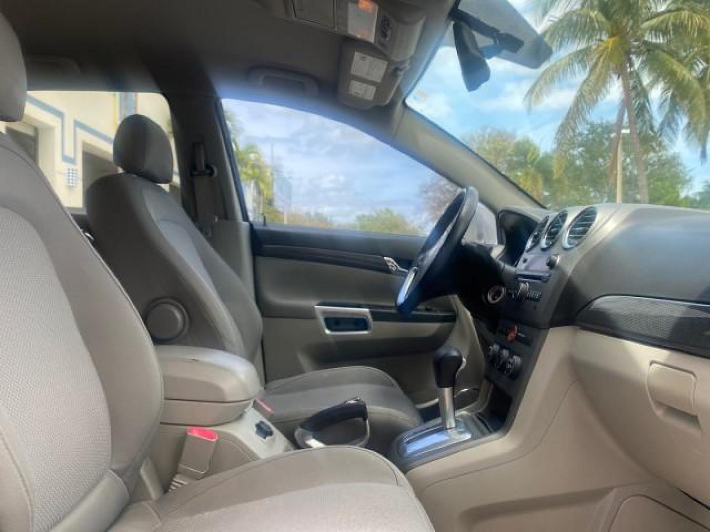2008 Silver Pearl /Gray Saturn VUE XR FL LOW MILES 24,084 (3GSCL53718S) with an 3.6L V6 SFI Engine engine, Automatic transmission, located at 4701 North Dixie Hwy, Pompano Beach, FL, 33064, (954) 422-2889, 26.240938, -80.123474 - OUR WEBPAGE FLORIDACARS1.COM HAS OVER 100 PHOTOS AND FREE CARFAX LINK 2008 SATURN VUE XR VIN: 3GSCL53718S634338 3 G S C L 5 3 7 1 8 S 6 3 4 3 3 8 4 DOOR WAGON/SPORT UTILITY 3.6L V6 F GASOLINE FRONT WHEEL DRIVE Top Features Alloy Wheels Cloth Seats Preferred Package Satellite Radio Ready Basic Featur - Photo#98