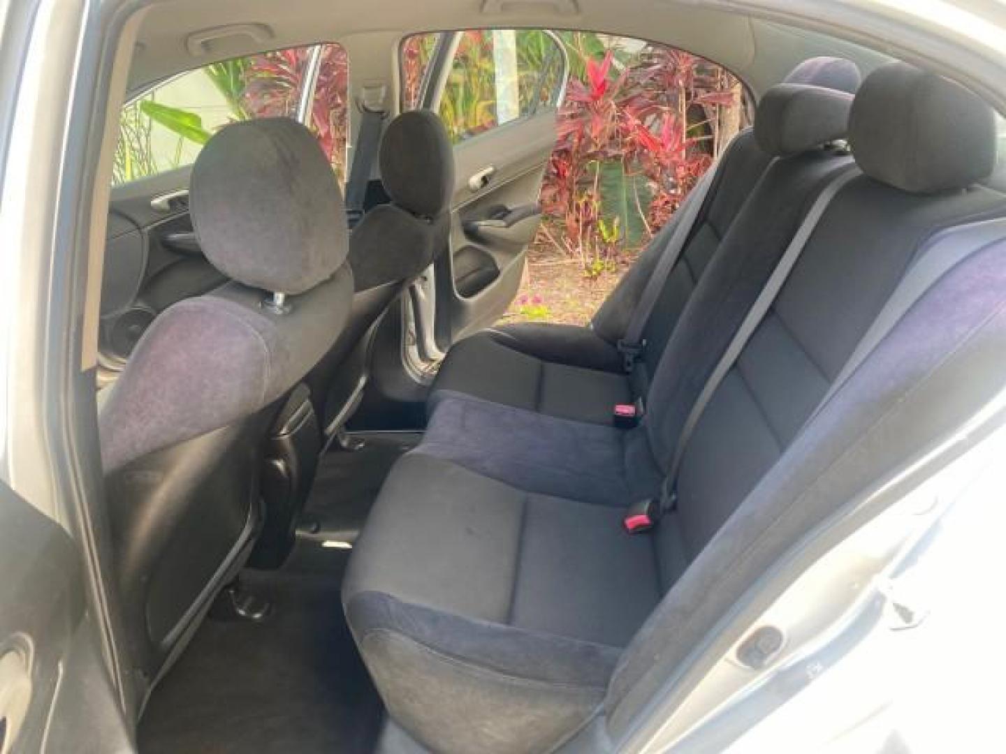 2009 Alabaster Silver Metallic /Black Honda Civic Sdn 1 OWNER FL LOW MILES 36,489 LX-S (2HGFA16609H) with an 1.8L SOHC MPFI 16-Valve i-VTEC I4 Engine engine, Automatic transmission, located at 4701 North Dixie Hwy, Pompano Beach, FL, 33064, (954) 422-2889, 26.240938, -80.123474 - OUR WEBPAGE FLORIDACARS1.COM HAS OVER 100 PHOTOS AND FREE CARFAX LINK 2009 HONDA CIVIC LX-S 36 MPG VIN: 2HGFA16609H342129 2 H G F A 1 6 6 0 9 H 3 4 2 1 2 9 SEDAN 4 DR 1.8L I4 F SOHC 16V GASOLINE FRONT WHEEL DRIVE Top Features Alloy Wheels Cloth Seats Basic Features ABS Brakes Auxiliary Audio Input P - Photo#14