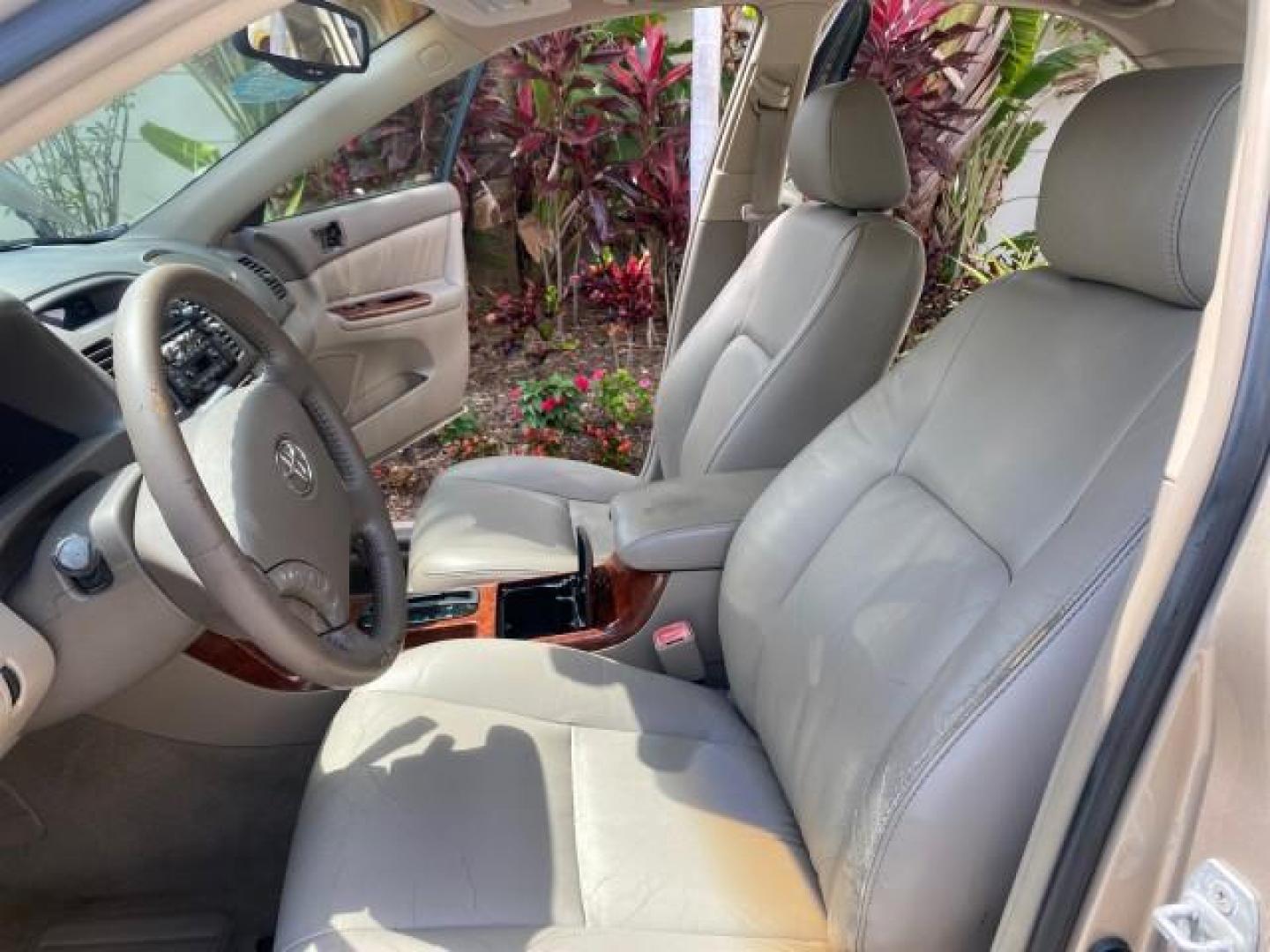 2005 Desert Sand Mica /Taupe Toyota Camry XLE V6 SUNROOF LEATHER (4T1BF30K35U) with an 3.0L DOHC MPFI Vvti 24-Valve V6 Engine engine, Automatic transmission, located at 4701 North Dixie Hwy, Pompano Beach, FL, 33064, (954) 422-2889, 26.240938, -80.123474 - OUR WEBPAGE FLORIDACARS1.COM HAS OVER 100 PHOTOS AND FREE CARFAX LINK 2005 TOYOTA CAMRY LE V6 SUNROOF LEATHER BUCKET SEATS VIN: 4T1BF30K35U597683 4 T 1 B F 3 0 K 3 5 U 5 9 7 6 8 3 SEDAN 4 DR 3.0L V6 F DOHC 24V GASOLINE 28 MPG FRONT WHEEL DRIVE TIRES ARE NEW ! Top Features Alloy Wheels Luxury Package - Photo#10