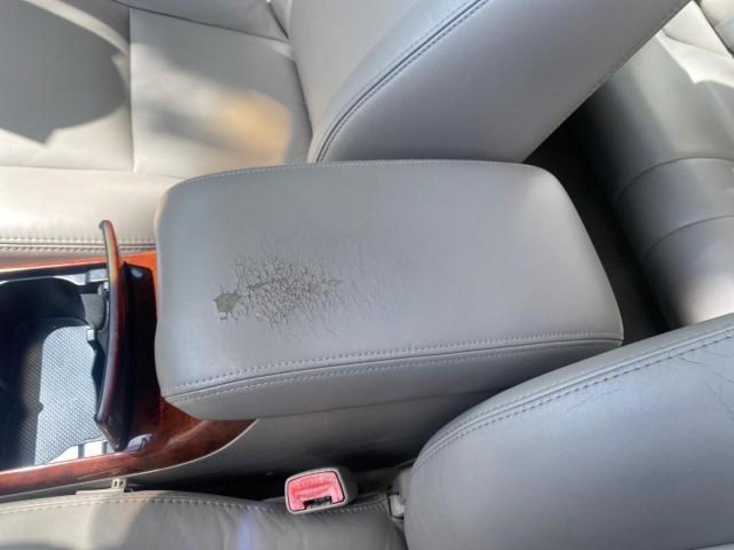 2005 Desert Sand Mica /Taupe Toyota Camry XLE V6 SUNROOF LEATHER (4T1BF30K35U) with an 3.0L DOHC MPFI Vvti 24-Valve V6 Engine engine, Automatic transmission, located at 4701 North Dixie Hwy, Pompano Beach, FL, 33064, (954) 422-2889, 26.240938, -80.123474 - OUR WEBPAGE FLORIDACARS1.COM HAS OVER 100 PHOTOS AND FREE CARFAX LINK 2005 TOYOTA CAMRY LE V6 SUNROOF LEATHER BUCKET SEATS VIN: 4T1BF30K35U597683 4 T 1 B F 3 0 K 3 5 U 5 9 7 6 8 3 SEDAN 4 DR 3.0L V6 F DOHC 24V GASOLINE 28 MPG FRONT WHEEL DRIVE TIRES ARE NEW ! Top Features Alloy Wheels Luxury Package - Photo#50