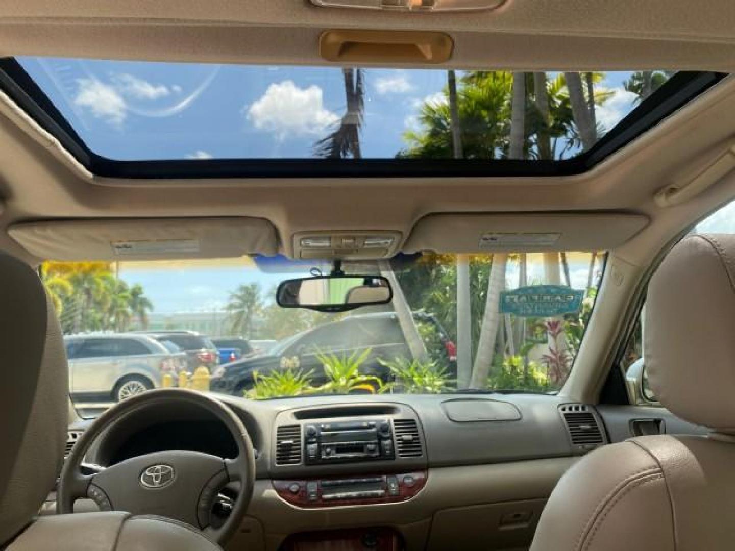 2005 Desert Sand Mica /Taupe Toyota Camry XLE V6 SUNROOF LEATHER (4T1BF30K35U) with an 3.0L DOHC MPFI Vvti 24-Valve V6 Engine engine, Automatic transmission, located at 4701 North Dixie Hwy, Pompano Beach, FL, 33064, (954) 422-2889, 26.240938, -80.123474 - OUR WEBPAGE FLORIDACARS1.COM HAS OVER 100 PHOTOS AND FREE CARFAX LINK 2005 TOYOTA CAMRY LE V6 SUNROOF LEATHER BUCKET SEATS VIN: 4T1BF30K35U597683 4 T 1 B F 3 0 K 3 5 U 5 9 7 6 8 3 SEDAN 4 DR 3.0L V6 F DOHC 24V GASOLINE 28 MPG FRONT WHEEL DRIVE TIRES ARE NEW ! Top Features Alloy Wheels Luxury Package - Photo#64