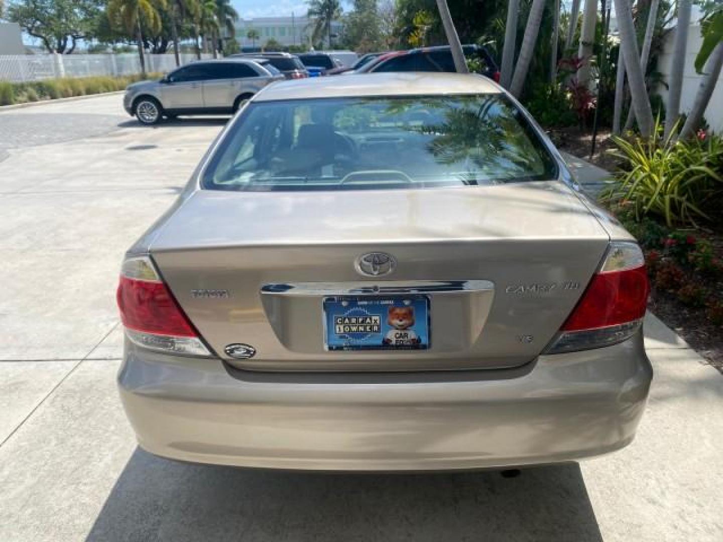 2005 Desert Sand Mica /Taupe Toyota Camry XLE V6 SUNROOF LEATHER (4T1BF30K35U) with an 3.0L DOHC MPFI Vvti 24-Valve V6 Engine engine, Automatic transmission, located at 4701 North Dixie Hwy, Pompano Beach, FL, 33064, (954) 422-2889, 26.240938, -80.123474 - OUR WEBPAGE FLORIDACARS1.COM HAS OVER 100 PHOTOS AND FREE CARFAX LINK 2005 TOYOTA CAMRY LE V6 SUNROOF LEATHER BUCKET SEATS VIN: 4T1BF30K35U597683 4 T 1 B F 3 0 K 3 5 U 5 9 7 6 8 3 SEDAN 4 DR 3.0L V6 F DOHC 24V GASOLINE 28 MPG FRONT WHEEL DRIVE TIRES ARE NEW ! Top Features Alloy Wheels Luxury Package - Photo#73