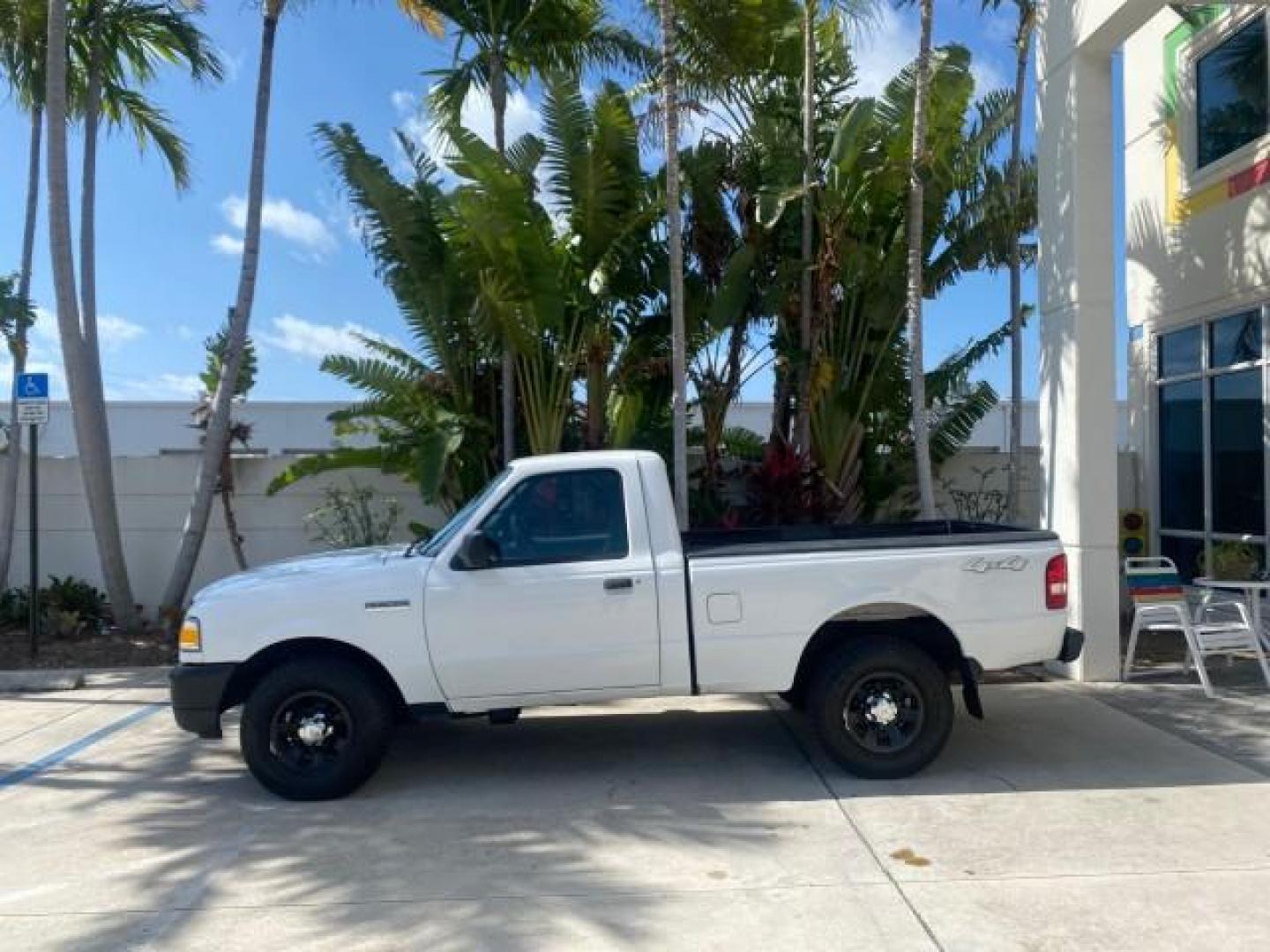 2006 Oxford White /Medium Dk Flint Ford Ranger XL 1 OWNER FLORIDA 4WD (1FTYR11U16P) with an 3.0L OHV V6 Engine engine, Automatic transmission, located at 4701 North Dixie Hwy, Pompano Beach, FL, 33064, (954) 422-2889, 26.240938, -80.123474 - OUR WEBPAGE FLORIDACARS1.COM HAS OVER 100 PHOTOS AND FREE CARFAX LINK 2006 FORD RANGER XL VIN: 1FTYR11U16PA54567 1 F T Y R 1 1 U 1 6 P A 5 4 5 6 7 PICKUP 3.0L V6 F GASOLINE REAR WHEEL DRIVE W/ 4X4 Top Features 4WD/AWD Bed Liner Alloy Wheels Basic Features ABS Brakes Air Conditioning CD Audio AM/FM S - Photo#4