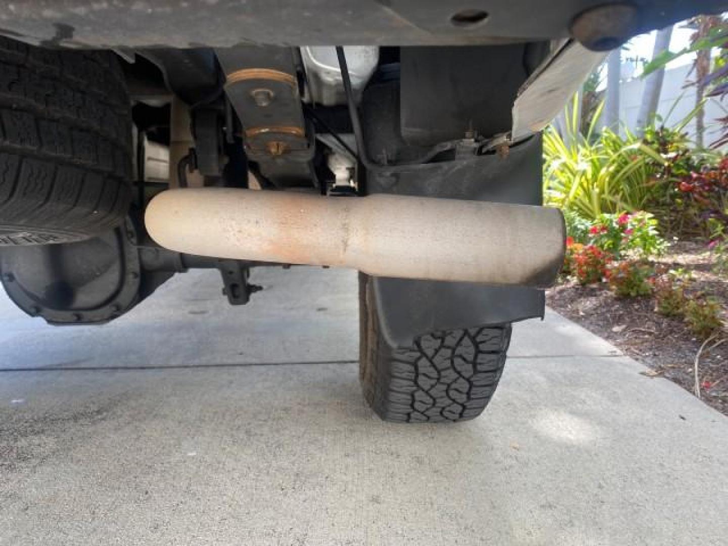 2006 Oxford White /Medium Dk Flint Ford Ranger XL 1 OWNER FLORIDA 4WD (1FTYR11U16P) with an 3.0L OHV V6 Engine engine, Automatic transmission, located at 4701 North Dixie Hwy, Pompano Beach, FL, 33064, (954) 422-2889, 26.240938, -80.123474 - OUR WEBPAGE FLORIDACARS1.COM HAS OVER 100 PHOTOS AND FREE CARFAX LINK 2006 FORD RANGER XL VIN: 1FTYR11U16PA54567 1 F T Y R 1 1 U 1 6 P A 5 4 5 6 7 PICKUP 3.0L V6 F GASOLINE REAR WHEEL DRIVE W/ 4X4 Top Features 4WD/AWD Bed Liner Alloy Wheels Basic Features ABS Brakes Air Conditioning CD Audio AM/FM S - Photo#78