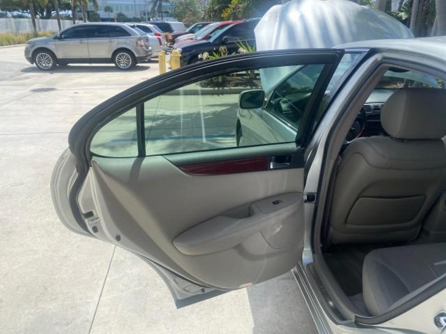 2004 Alabaster Metallic /Light Charcoal Lexus ES 330 1 OWNER FL LOW MILES 51,802 (JTHBA30G240) with an 3.3L DOHC EFI 24-Valve V6 Engine engine, Automatic transmission, located at 4701 North Dixie Hwy, Pompano Beach, FL, 33064, (954) 422-2889, 26.240938, -80.123474 - OUR WEBPAGE FLORIDACARS1.COM HAS OVER 100 PHOTOS AND FREE CARFAX LINK 2004 LEXUS ES 330 VIN: JTHBA30G240002762 J T H B A 3 0 G 2 4 0 0 0 2 7 6 2 SEDAN 4 DR 3.3L V6 F 24V GASOLINE 29 MPG FRONT WHEEL DRIVE Top Features Alloy Wheels Leather Seats Memory Seat(s) Sunroof(s) Basic Features ABS Brakes CD A - Photo#13
