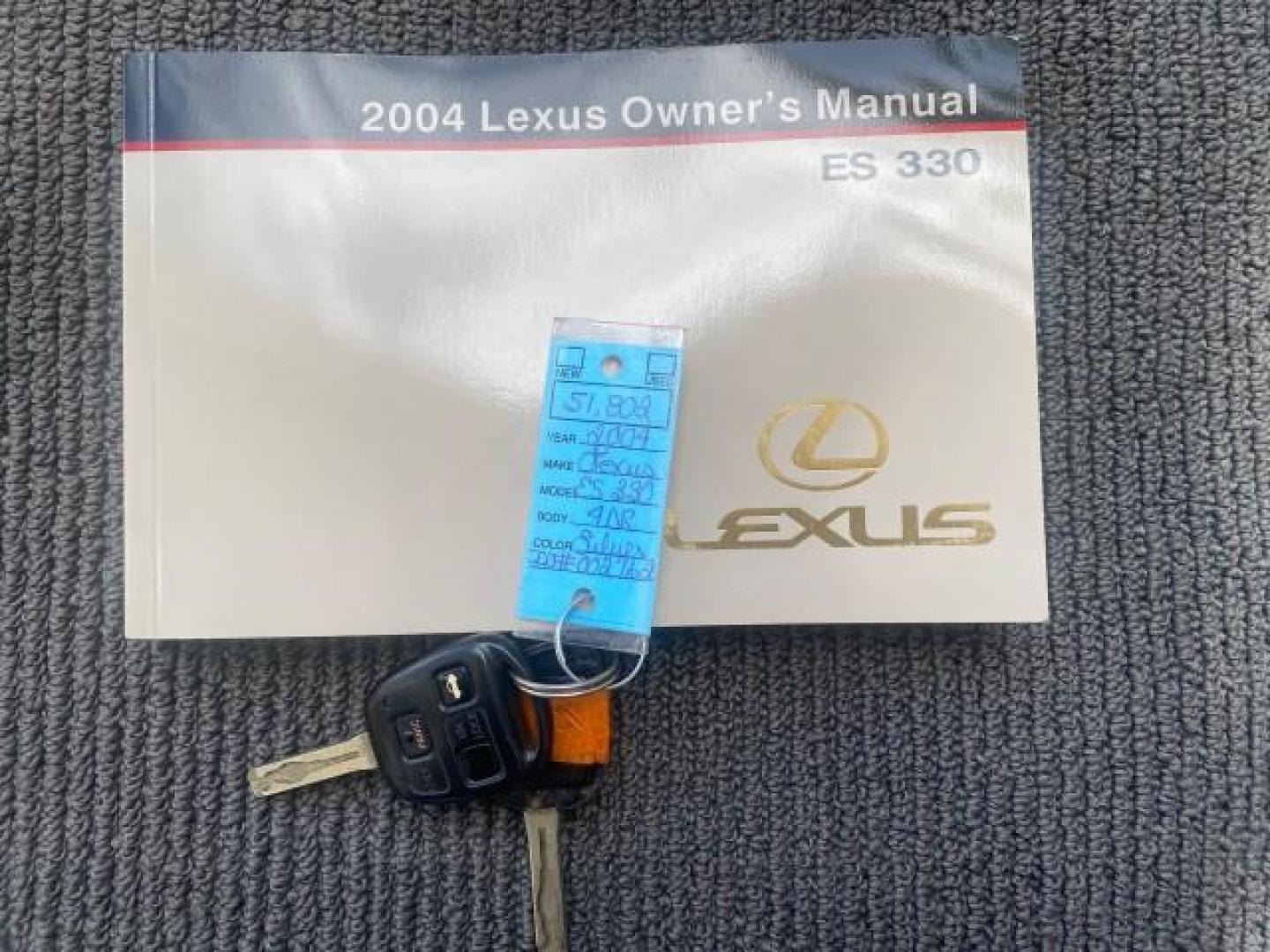 2004 Alabaster Metallic /Light Charcoal Lexus ES 330 1 OWNER FL LOW MILES 51,802 (JTHBA30G240) with an 3.3L DOHC EFI 24-Valve V6 Engine engine, Automatic transmission, located at 4701 North Dixie Hwy, Pompano Beach, FL, 33064, (954) 422-2889, 26.240938, -80.123474 - OUR WEBPAGE FLORIDACARS1.COM HAS OVER 100 PHOTOS AND FREE CARFAX LINK 2004 LEXUS ES 330 VIN: JTHBA30G240002762 J T H B A 3 0 G 2 4 0 0 0 2 7 6 2 SEDAN 4 DR 3.3L V6 F 24V GASOLINE 29 MPG FRONT WHEEL DRIVE Top Features Alloy Wheels Leather Seats Memory Seat(s) Sunroof(s) Basic Features ABS Brakes CD A - Photo#23