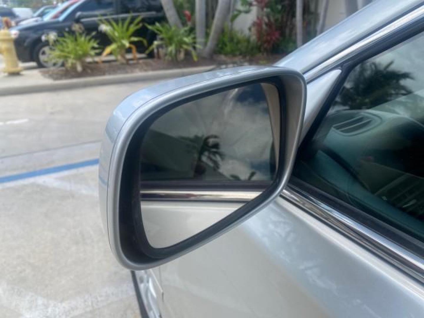 2004 Alabaster Metallic /Light Charcoal Lexus ES 330 1 OWNER FL LOW MILES 51,802 (JTHBA30G240) with an 3.3L DOHC EFI 24-Valve V6 Engine engine, Automatic transmission, located at 4701 North Dixie Hwy, Pompano Beach, FL, 33064, (954) 422-2889, 26.240938, -80.123474 - OUR WEBPAGE FLORIDACARS1.COM HAS OVER 100 PHOTOS AND FREE CARFAX LINK 2004 LEXUS ES 330 VIN: JTHBA30G240002762 J T H B A 3 0 G 2 4 0 0 0 2 7 6 2 SEDAN 4 DR 3.3L V6 F 24V GASOLINE 29 MPG FRONT WHEEL DRIVE Top Features Alloy Wheels Leather Seats Memory Seat(s) Sunroof(s) Basic Features ABS Brakes CD A - Photo#28