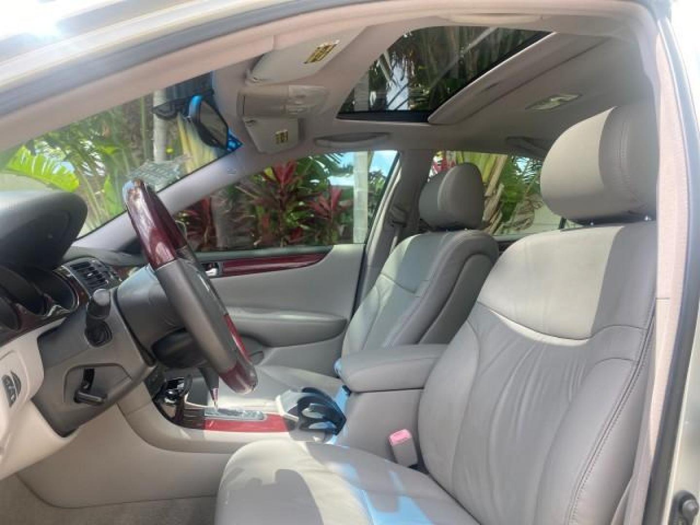 2004 Alabaster Metallic /Light Charcoal Lexus ES 330 1 OWNER FL LOW MILES 51,802 (JTHBA30G240) with an 3.3L DOHC EFI 24-Valve V6 Engine engine, Automatic transmission, located at 4701 North Dixie Hwy, Pompano Beach, FL, 33064, (954) 422-2889, 26.240938, -80.123474 - OUR WEBPAGE FLORIDACARS1.COM HAS OVER 100 PHOTOS AND FREE CARFAX LINK 2004 LEXUS ES 330 VIN: JTHBA30G240002762 J T H B A 3 0 G 2 4 0 0 0 2 7 6 2 SEDAN 4 DR 3.3L V6 F 24V GASOLINE 29 MPG FRONT WHEEL DRIVE Top Features Alloy Wheels Leather Seats Memory Seat(s) Sunroof(s) Basic Features ABS Brakes CD A - Photo#34