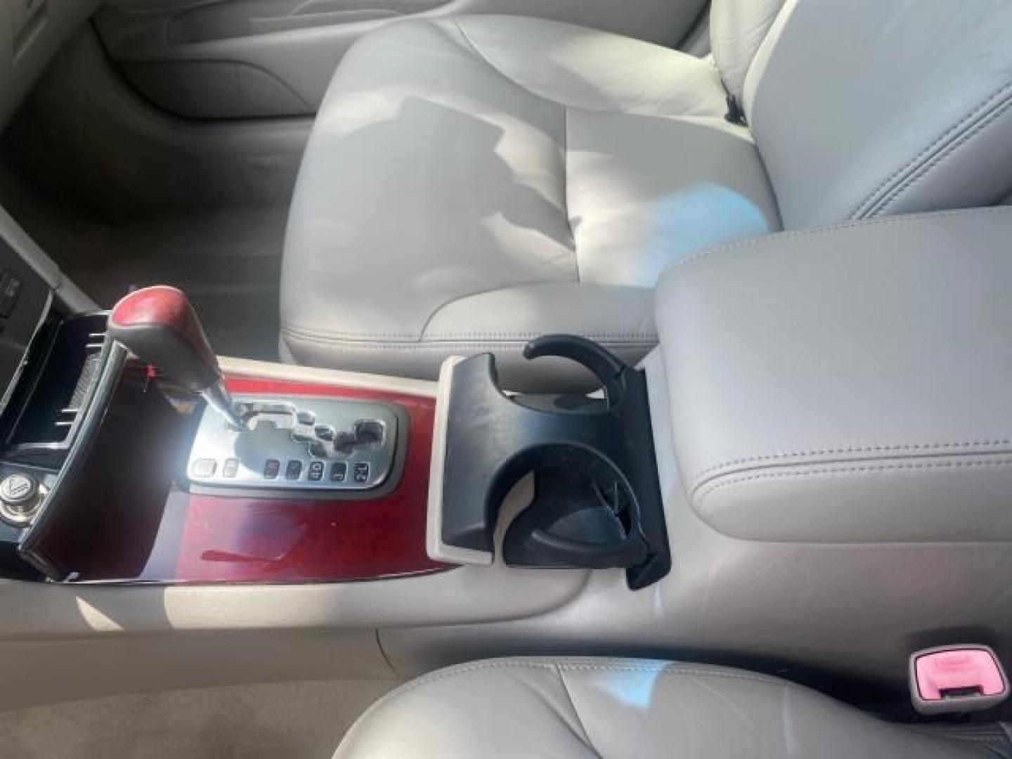2004 Alabaster Metallic /Light Charcoal Lexus ES 330 1 OWNER FL LOW MILES 51,802 (JTHBA30G240) with an 3.3L DOHC EFI 24-Valve V6 Engine engine, Automatic transmission, located at 4701 North Dixie Hwy, Pompano Beach, FL, 33064, (954) 422-2889, 26.240938, -80.123474 - OUR WEBPAGE FLORIDACARS1.COM HAS OVER 100 PHOTOS AND FREE CARFAX LINK 2004 LEXUS ES 330 VIN: JTHBA30G240002762 J T H B A 3 0 G 2 4 0 0 0 2 7 6 2 SEDAN 4 DR 3.3L V6 F 24V GASOLINE 29 MPG FRONT WHEEL DRIVE Top Features Alloy Wheels Leather Seats Memory Seat(s) Sunroof(s) Basic Features ABS Brakes CD A - Photo#47