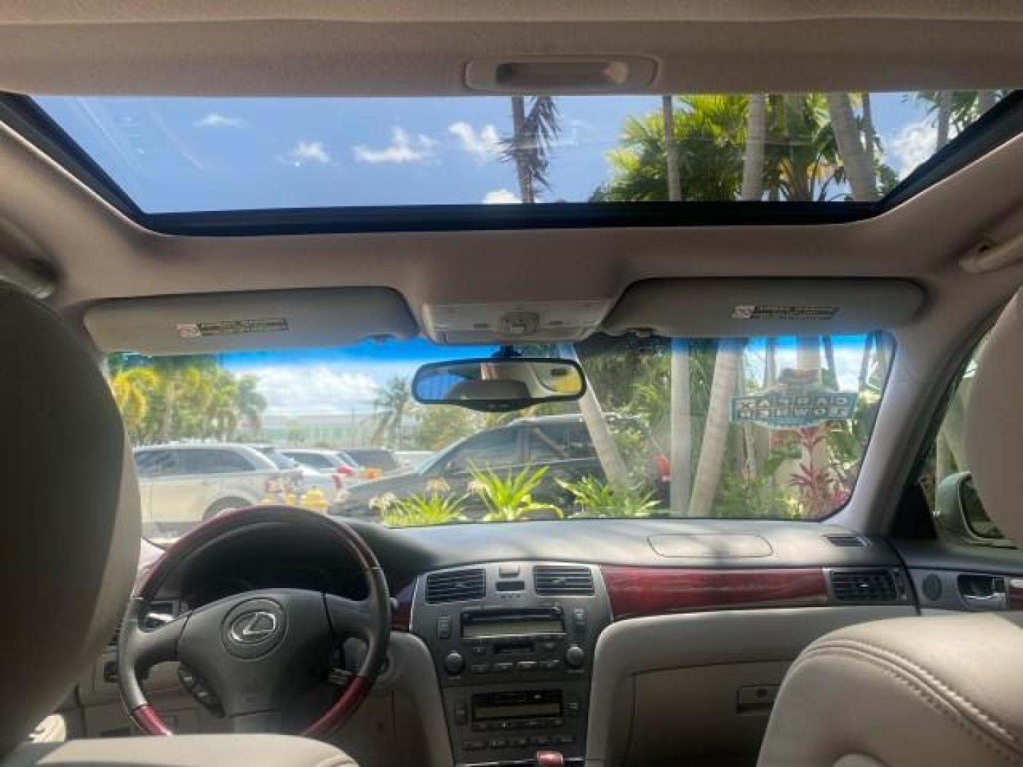 2004 Alabaster Metallic /Light Charcoal Lexus ES 330 1 OWNER FL LOW MILES 51,802 (JTHBA30G240) with an 3.3L DOHC EFI 24-Valve V6 Engine engine, Automatic transmission, located at 4701 North Dixie Hwy, Pompano Beach, FL, 33064, (954) 422-2889, 26.240938, -80.123474 - OUR WEBPAGE FLORIDACARS1.COM HAS OVER 100 PHOTOS AND FREE CARFAX LINK 2004 LEXUS ES 330 VIN: JTHBA30G240002762 J T H B A 3 0 G 2 4 0 0 0 2 7 6 2 SEDAN 4 DR 3.3L V6 F 24V GASOLINE 29 MPG FRONT WHEEL DRIVE Top Features Alloy Wheels Leather Seats Memory Seat(s) Sunroof(s) Basic Features ABS Brakes CD A - Photo#66