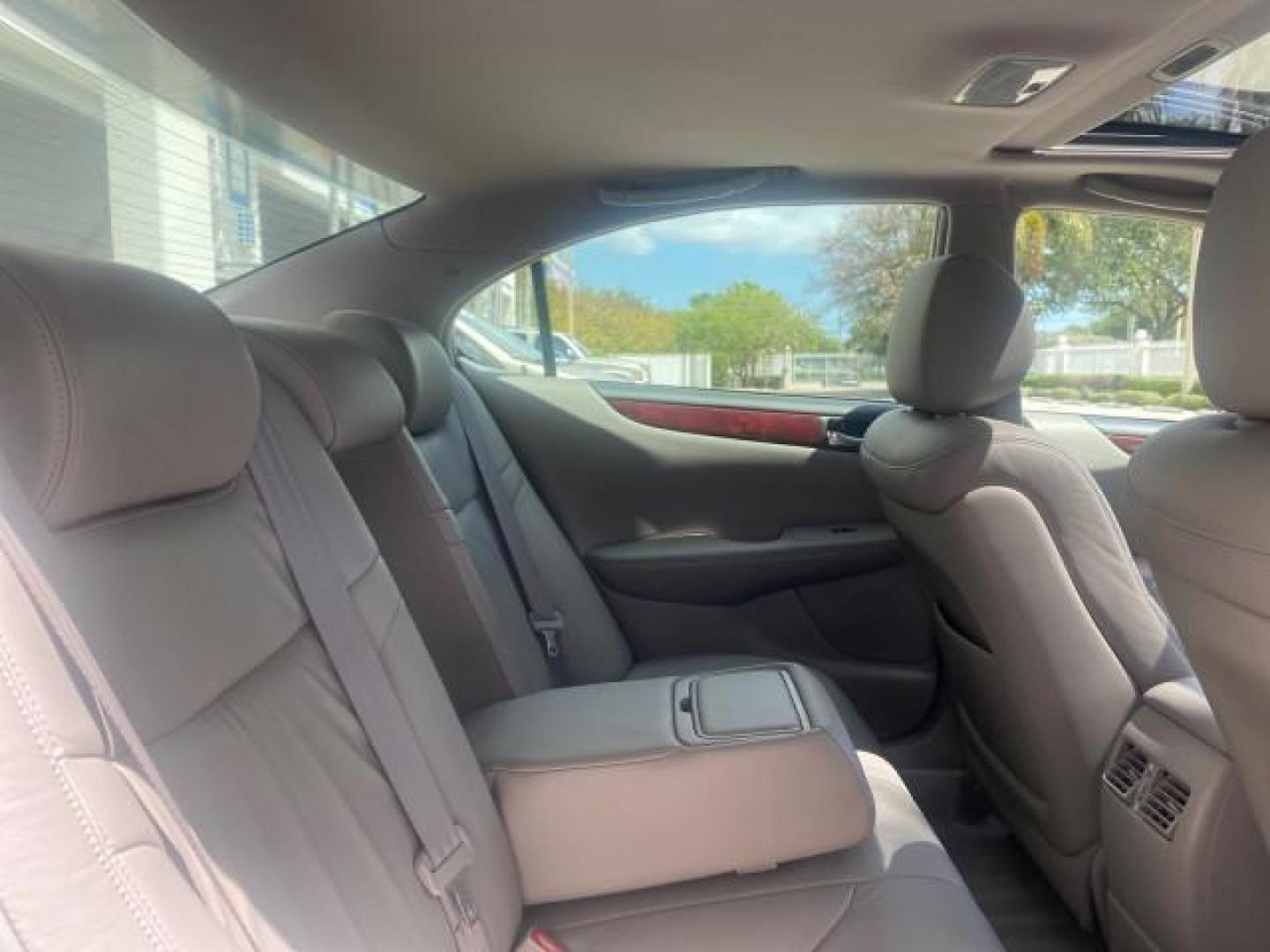 2004 Alabaster Metallic /Light Charcoal Lexus ES 330 1 OWNER FL LOW MILES 51,802 (JTHBA30G240) with an 3.3L DOHC EFI 24-Valve V6 Engine engine, Automatic transmission, located at 4701 North Dixie Hwy, Pompano Beach, FL, 33064, (954) 422-2889, 26.240938, -80.123474 - OUR WEBPAGE FLORIDACARS1.COM HAS OVER 100 PHOTOS AND FREE CARFAX LINK 2004 LEXUS ES 330 VIN: JTHBA30G240002762 J T H B A 3 0 G 2 4 0 0 0 2 7 6 2 SEDAN 4 DR 3.3L V6 F 24V GASOLINE 29 MPG FRONT WHEEL DRIVE Top Features Alloy Wheels Leather Seats Memory Seat(s) Sunroof(s) Basic Features ABS Brakes CD A - Photo#85
