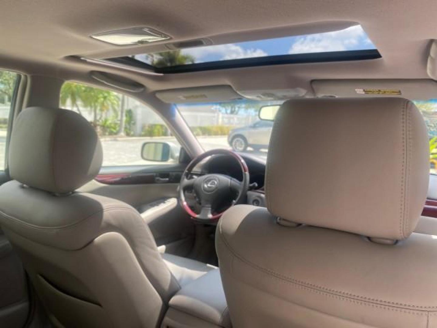 2004 Alabaster Metallic /Light Charcoal Lexus ES 330 1 OWNER FL LOW MILES 51,802 (JTHBA30G240) with an 3.3L DOHC EFI 24-Valve V6 Engine engine, Automatic transmission, located at 4701 North Dixie Hwy, Pompano Beach, FL, 33064, (954) 422-2889, 26.240938, -80.123474 - OUR WEBPAGE FLORIDACARS1.COM HAS OVER 100 PHOTOS AND FREE CARFAX LINK 2004 LEXUS ES 330 VIN: JTHBA30G240002762 J T H B A 3 0 G 2 4 0 0 0 2 7 6 2 SEDAN 4 DR 3.3L V6 F 24V GASOLINE 29 MPG FRONT WHEEL DRIVE Top Features Alloy Wheels Leather Seats Memory Seat(s) Sunroof(s) Basic Features ABS Brakes CD A - Photo#86
