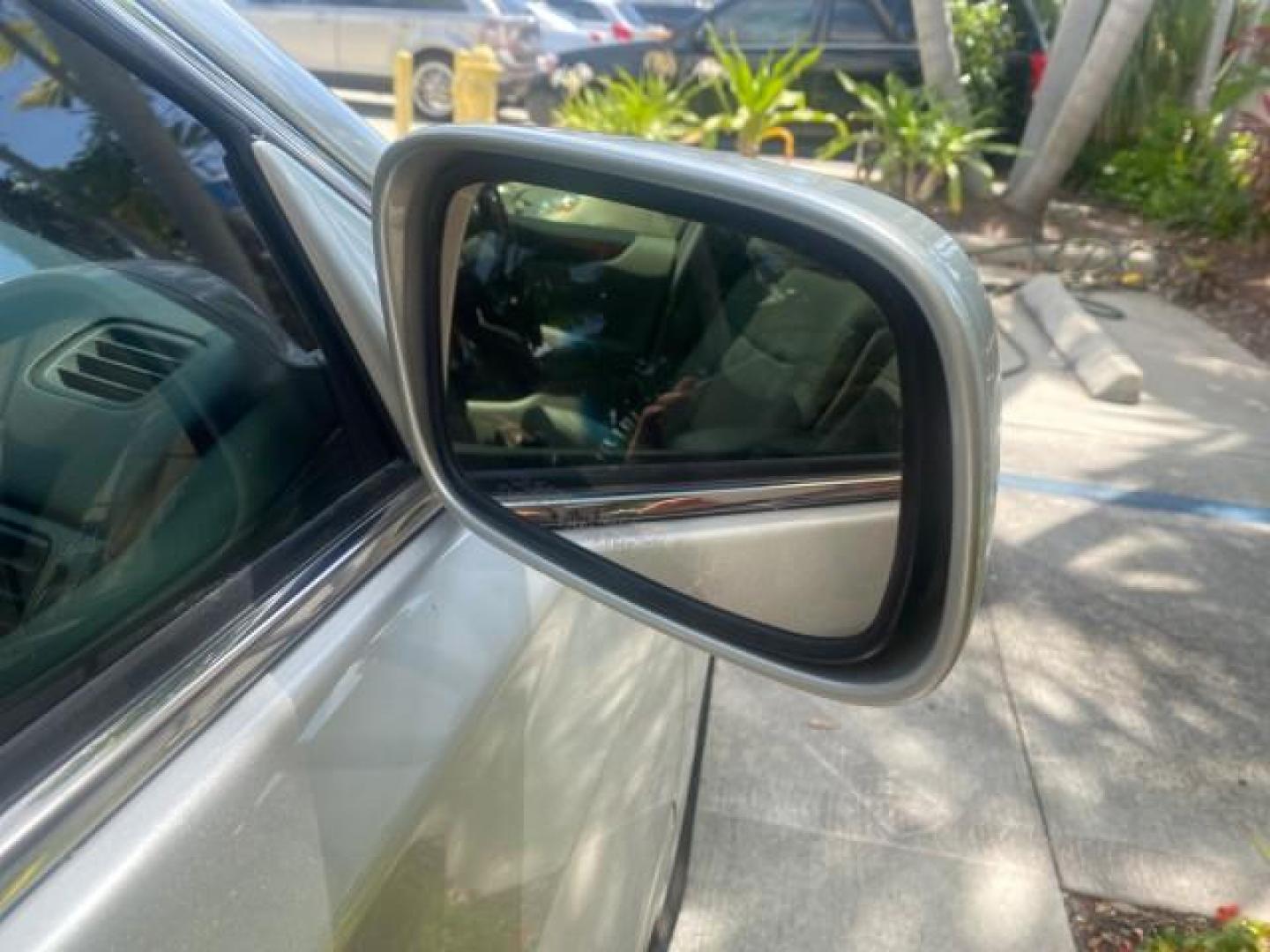 2004 Alabaster Metallic /Light Charcoal Lexus ES 330 1 OWNER FL LOW MILES 51,802 (JTHBA30G240) with an 3.3L DOHC EFI 24-Valve V6 Engine engine, Automatic transmission, located at 4701 North Dixie Hwy, Pompano Beach, FL, 33064, (954) 422-2889, 26.240938, -80.123474 - OUR WEBPAGE FLORIDACARS1.COM HAS OVER 100 PHOTOS AND FREE CARFAX LINK 2004 LEXUS ES 330 VIN: JTHBA30G240002762 J T H B A 3 0 G 2 4 0 0 0 2 7 6 2 SEDAN 4 DR 3.3L V6 F 24V GASOLINE 29 MPG FRONT WHEEL DRIVE Top Features Alloy Wheels Leather Seats Memory Seat(s) Sunroof(s) Basic Features ABS Brakes CD A - Photo#95