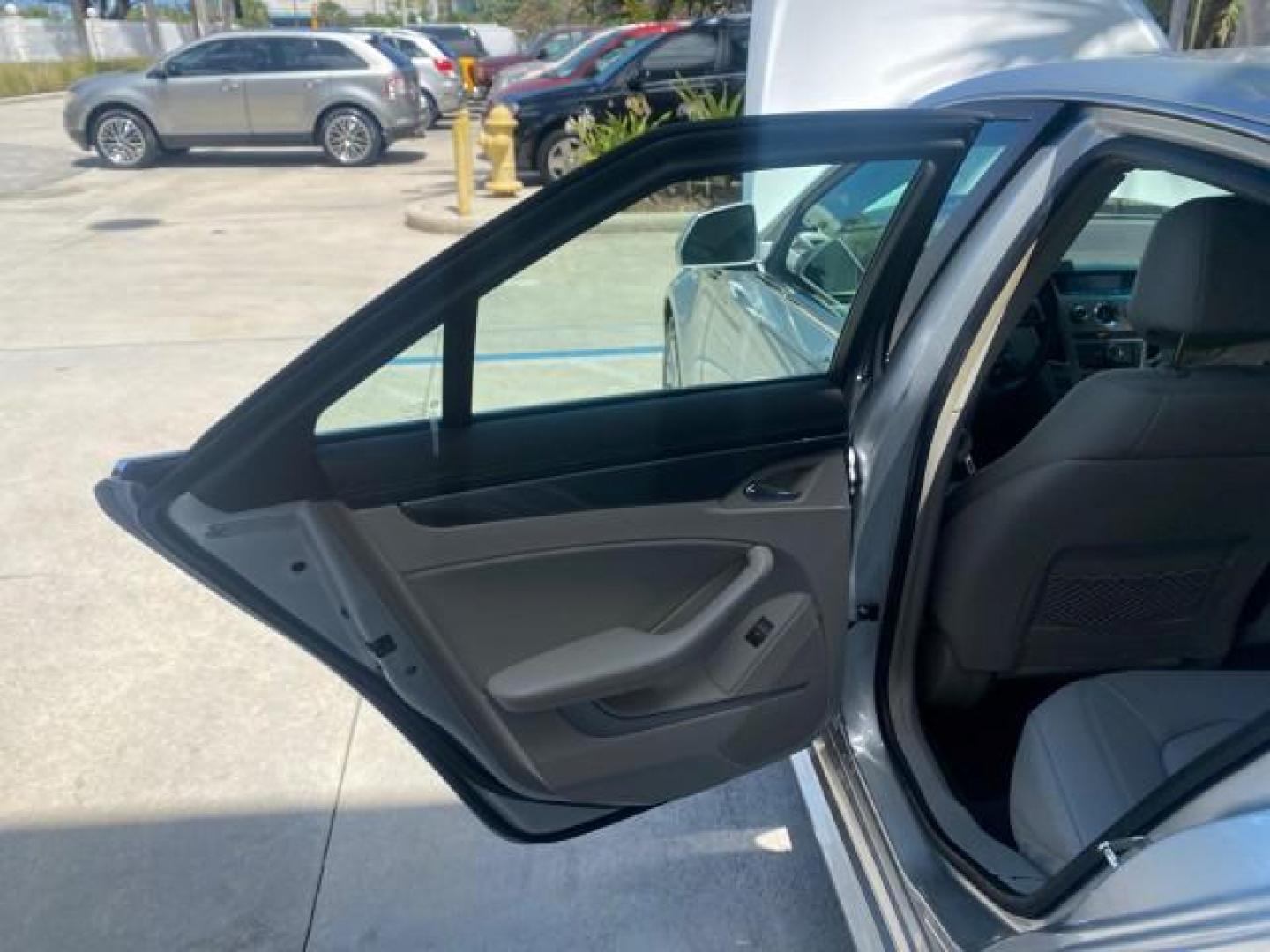 2010 Radiant Silver /Light Titanium/Ebony Cadillac CTS Sedan FLORIDA LOW MILES 50,874 (1G6DA5EG3A0) with an 3.0L V6 SIDI DOHC VVT Engine engine, Automatic transmission, located at 4701 North Dixie Hwy, Pompano Beach, FL, 33064, (954) 422-2889, 26.240938, -80.123474 - OUR WEBPAGE FLORIDACARS1.COM HAS OVER 100 PHOTOS AND FREE CARFAX LINK 2010 CADILLAC CTS 3.0L V6 VIN: 1G6DA5EG3A0134555 1 G 6 D A 5 E G 3 A 0 1 3 4 5 5 5 SEDAN 4 DR 3.0L V6 F DOHC 24V GASOLINE REAR WHEEL DRIVE Top Features Alloy Wheels Basic Features ABS Brakes Overhead Airbags Power Windows Smart Ke - Photo#12