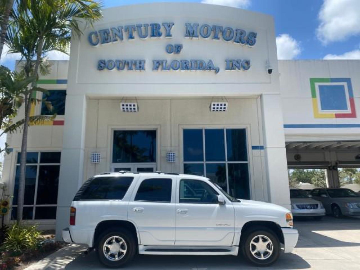 2003 Summit White /Sandstone GMC Yukon Denali 4WD 1 OWNER LOW MILES 65,248 (1GKEK63U03J) with an 6.0L Vortec 6000 V8 SFI Engine engine, Automatic transmission, located at 4701 North Dixie Hwy, Pompano Beach, FL, 33064, (954) 422-2889, 26.240938, -80.123474 - OUR WEBPAGE FLORIDACARS1.COM HAS OVER 100 PHOTOS AND FREE CARFAX LINK 2003 GMC YUKON DENALI 4WD $ 53,090 NEW! VIN: 1GKEK63U03J327650 1 G K E K 6 3 U 0 3 J 3 2 7 6 5 0 4 DOOR WAGON/SPORT UTILITY 6.0L V8 F GASOLINE ALL WHEEL DRIVE Top Features 4WD/AWD Rear Air Conditioning Alloy Wheels Rear Entertainm - Photo#0