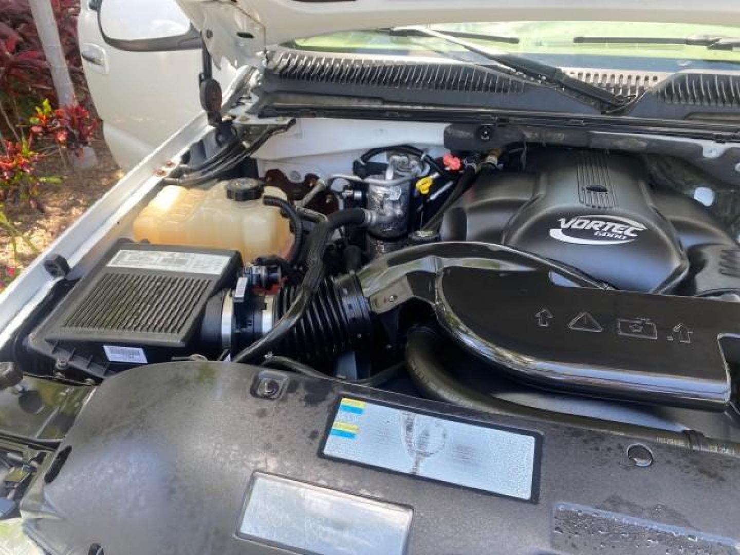 2003 Summit White /Sandstone GMC Yukon Denali 4WD 1 OWNER LOW MILES 65,248 (1GKEK63U03J) with an 6.0L Vortec 6000 V8 SFI Engine engine, Automatic transmission, located at 4701 North Dixie Hwy, Pompano Beach, FL, 33064, (954) 422-2889, 26.240938, -80.123474 - OUR WEBPAGE FLORIDACARS1.COM HAS OVER 100 PHOTOS AND FREE CARFAX LINK 2003 GMC YUKON DENALI 4WD $ 53,090 NEW! VIN: 1GKEK63U03J327650 1 G K E K 6 3 U 0 3 J 3 2 7 6 5 0 4 DOOR WAGON/SPORT UTILITY 6.0L V8 F GASOLINE ALL WHEEL DRIVE Top Features 4WD/AWD Rear Air Conditioning Alloy Wheels Rear Entertainm - Photo#16