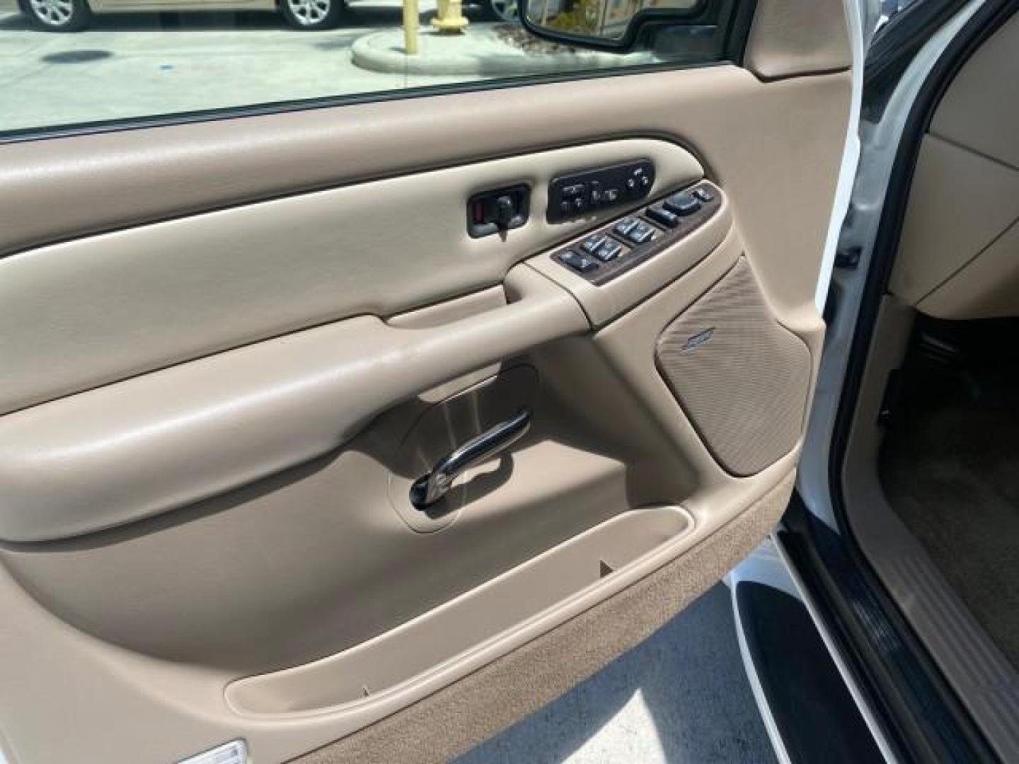 2003 Summit White /Sandstone GMC Yukon Denali 4WD 1 OWNER LOW MILES 65,248 (1GKEK63U03J) with an 6.0L Vortec 6000 V8 SFI Engine engine, Automatic transmission, located at 4701 North Dixie Hwy, Pompano Beach, FL, 33064, (954) 422-2889, 26.240938, -80.123474 - OUR WEBPAGE FLORIDACARS1.COM HAS OVER 100 PHOTOS AND FREE CARFAX LINK 2003 GMC YUKON DENALI 4WD $ 53,090 NEW! VIN: 1GKEK63U03J327650 1 G K E K 6 3 U 0 3 J 3 2 7 6 5 0 4 DOOR WAGON/SPORT UTILITY 6.0L V8 F GASOLINE ALL WHEEL DRIVE Top Features 4WD/AWD Rear Air Conditioning Alloy Wheels Rear Entertainm - Photo#31