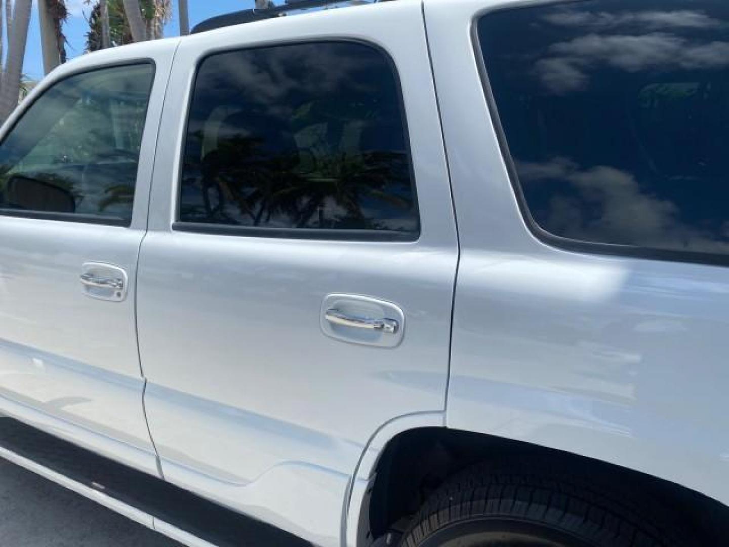 2003 Summit White /Sandstone GMC Yukon Denali 4WD 1 OWNER LOW MILES 65,248 (1GKEK63U03J) with an 6.0L Vortec 6000 V8 SFI Engine engine, Automatic transmission, located at 4701 North Dixie Hwy, Pompano Beach, FL, 33064, (954) 422-2889, 26.240938, -80.123474 - OUR WEBPAGE FLORIDACARS1.COM HAS OVER 100 PHOTOS AND FREE CARFAX LINK 2003 GMC YUKON DENALI 4WD $ 53,090 NEW! VIN: 1GKEK63U03J327650 1 G K E K 6 3 U 0 3 J 3 2 7 6 5 0 4 DOOR WAGON/SPORT UTILITY 6.0L V8 F GASOLINE ALL WHEEL DRIVE Top Features 4WD/AWD Rear Air Conditioning Alloy Wheels Rear Entertainm - Photo#60