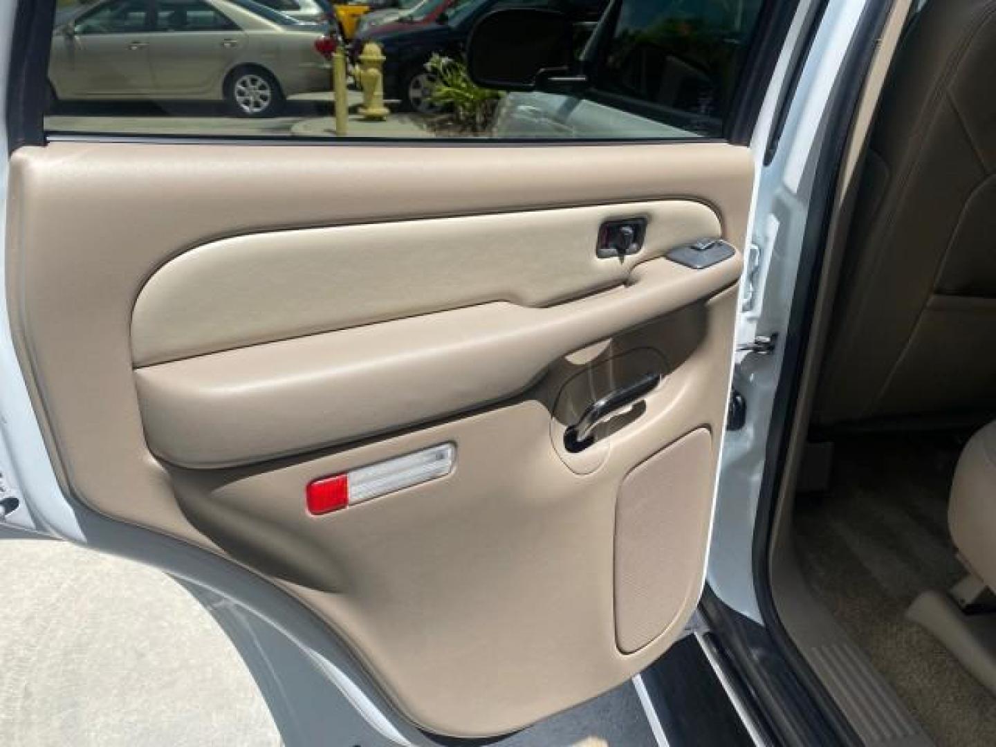 2003 Summit White /Sandstone GMC Yukon Denali 4WD 1 OWNER LOW MILES 65,248 (1GKEK63U03J) with an 6.0L Vortec 6000 V8 SFI Engine engine, Automatic transmission, located at 4701 North Dixie Hwy, Pompano Beach, FL, 33064, (954) 422-2889, 26.240938, -80.123474 - OUR WEBPAGE FLORIDACARS1.COM HAS OVER 100 PHOTOS AND FREE CARFAX LINK 2003 GMC YUKON DENALI 4WD $ 53,090 NEW! VIN: 1GKEK63U03J327650 1 G K E K 6 3 U 0 3 J 3 2 7 6 5 0 4 DOOR WAGON/SPORT UTILITY 6.0L V8 F GASOLINE ALL WHEEL DRIVE Top Features 4WD/AWD Rear Air Conditioning Alloy Wheels Rear Entertainm - Photo#62