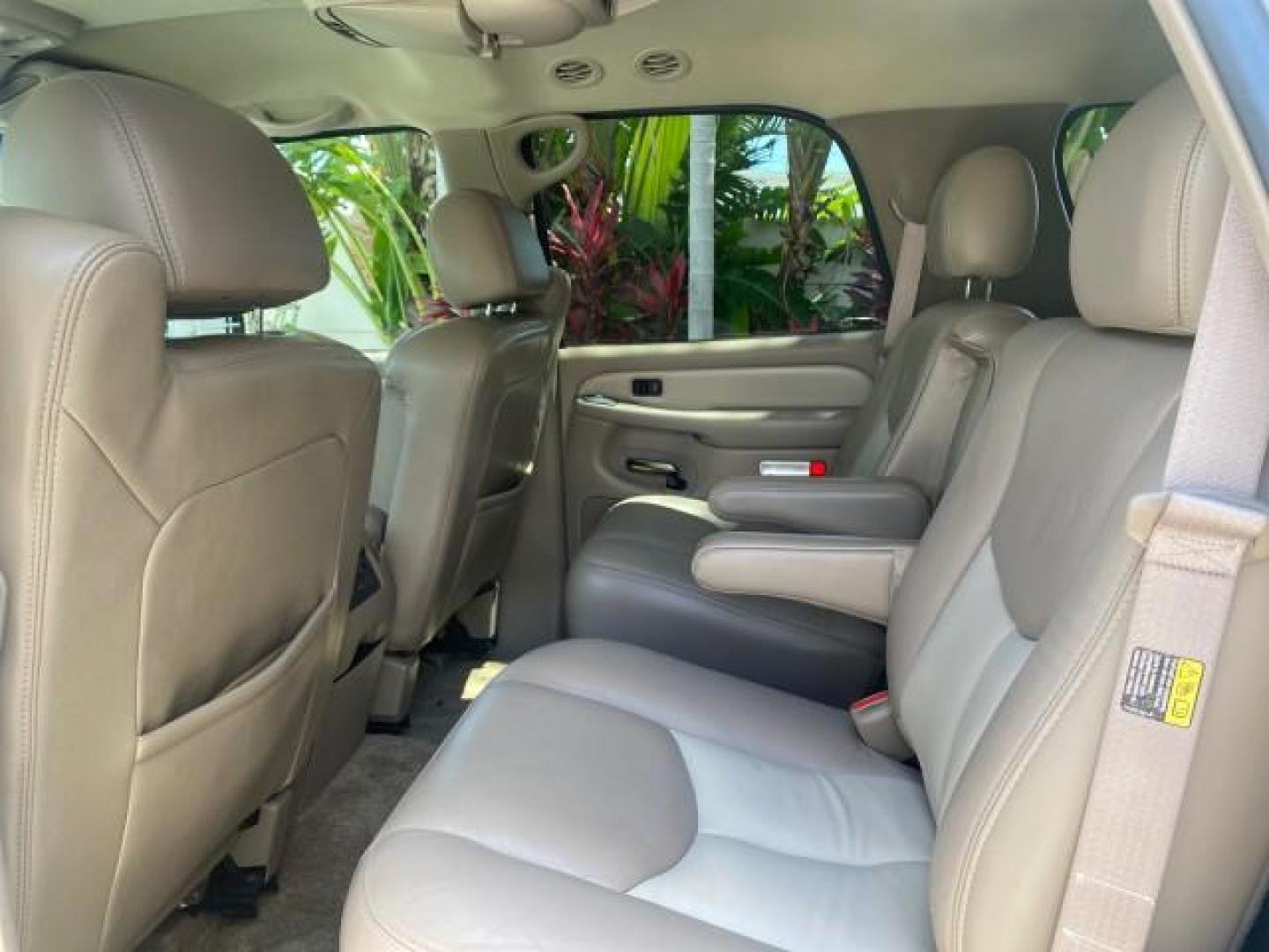 2003 Summit White /Sandstone GMC Yukon Denali 4WD 1 OWNER LOW MILES 65,248 (1GKEK63U03J) with an 6.0L Vortec 6000 V8 SFI Engine engine, Automatic transmission, located at 4701 North Dixie Hwy, Pompano Beach, FL, 33064, (954) 422-2889, 26.240938, -80.123474 - OUR WEBPAGE FLORIDACARS1.COM HAS OVER 100 PHOTOS AND FREE CARFAX LINK 2003 GMC YUKON DENALI 4WD $ 53,090 NEW! VIN: 1GKEK63U03J327650 1 G K E K 6 3 U 0 3 J 3 2 7 6 5 0 4 DOOR WAGON/SPORT UTILITY 6.0L V8 F GASOLINE ALL WHEEL DRIVE Top Features 4WD/AWD Rear Air Conditioning Alloy Wheels Rear Entertainm - Photo#63