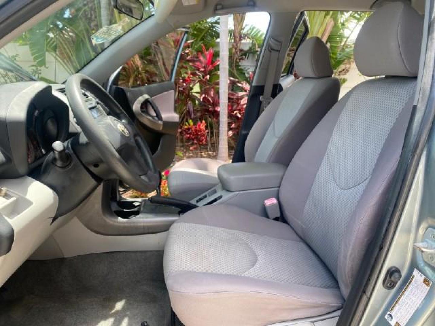 2006 Light Green Metallic /Ash Toyota RAV4 1 OWNER FLORIDA LOW MILES 74,672 (JTMZD33VX65) with an 2.4L DOHC SFI 16-Valve VVT-i 4-Cyl Engine engine, Automatic transmission, located at 4701 North Dixie Hwy, Pompano Beach, FL, 33064, (954) 422-2889, 26.240938, -80.123474 - OUR WEBPAGE FLORIDACARS1.COM HAS OVER 100 PHOTOS AND FREE CARFAX LINK 2006 TOYOTA RAV4 VIN: JTMZD33VX65027688 J T M Z D 3 3 V X 6 5 0 2 7 6 8 8 4 DOOR WAGON/SPORT UTILITY 2.4L I4 F DOHC 16V 30 MPG GASOLINE FRONT WHEEL DRIVE Top Features Cloth Seats Basic Features ABS Brakes Auxiliary Audio Input Pow - Photo#10