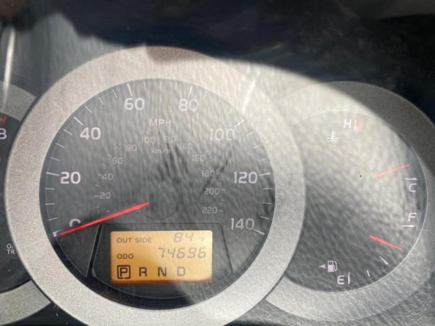 2006 Light Green Metallic /Ash Toyota RAV4 1 OWNER FLORIDA LOW MILES 74,672 (JTMZD33VX65) with an 2.4L DOHC SFI 16-Valve VVT-i 4-Cyl Engine engine, Automatic transmission, located at 4701 North Dixie Hwy, Pompano Beach, FL, 33064, (954) 422-2889, 26.240938, -80.123474 - OUR WEBPAGE FLORIDACARS1.COM HAS OVER 100 PHOTOS AND FREE CARFAX LINK 2006 TOYOTA RAV4 VIN: JTMZD33VX65027688 J T M Z D 3 3 V X 6 5 0 2 7 6 8 8 4 DOOR WAGON/SPORT UTILITY 2.4L I4 F DOHC 16V 30 MPG GASOLINE FRONT WHEEL DRIVE Top Features Cloth Seats Basic Features ABS Brakes Auxiliary Audio Input Pow - Photo#19