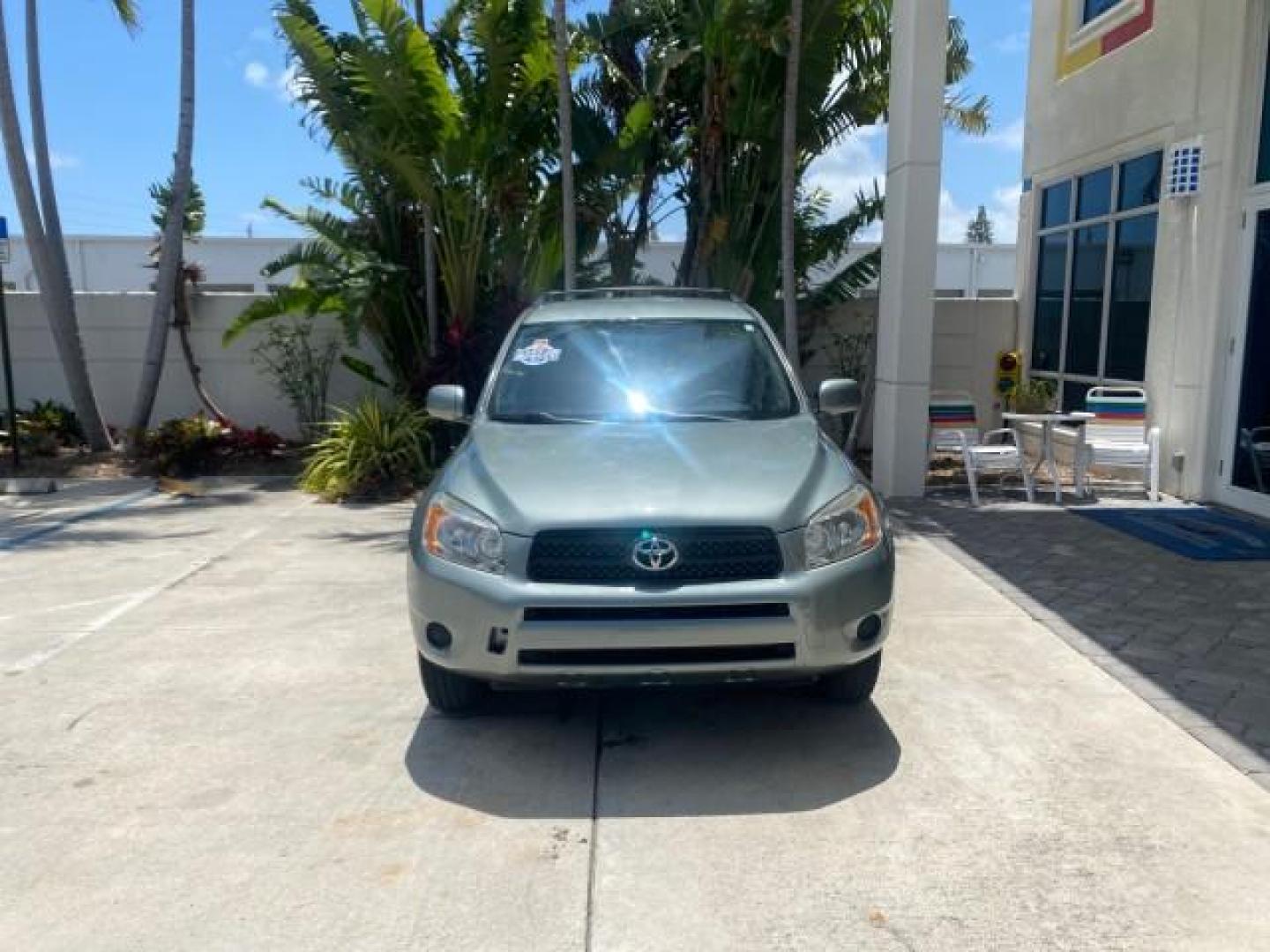 2006 Light Green Metallic /Ash Toyota RAV4 1 OWNER FLORIDA LOW MILES 74,672 (JTMZD33VX65) with an 2.4L DOHC SFI 16-Valve VVT-i 4-Cyl Engine engine, Automatic transmission, located at 4701 North Dixie Hwy, Pompano Beach, FL, 33064, (954) 422-2889, 26.240938, -80.123474 - OUR WEBPAGE FLORIDACARS1.COM HAS OVER 100 PHOTOS AND FREE CARFAX LINK 2006 TOYOTA RAV4 VIN: JTMZD33VX65027688 J T M Z D 3 3 V X 6 5 0 2 7 6 8 8 4 DOOR WAGON/SPORT UTILITY 2.4L I4 F DOHC 16V 30 MPG GASOLINE FRONT WHEEL DRIVE Top Features Cloth Seats Basic Features ABS Brakes Auxiliary Audio Input Pow - Photo#2